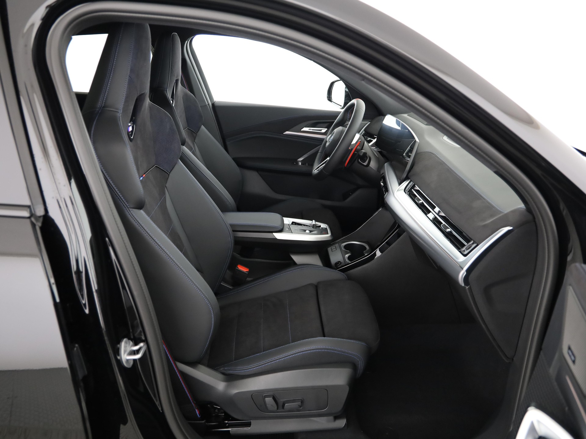 BMW X2 M35i-image-16