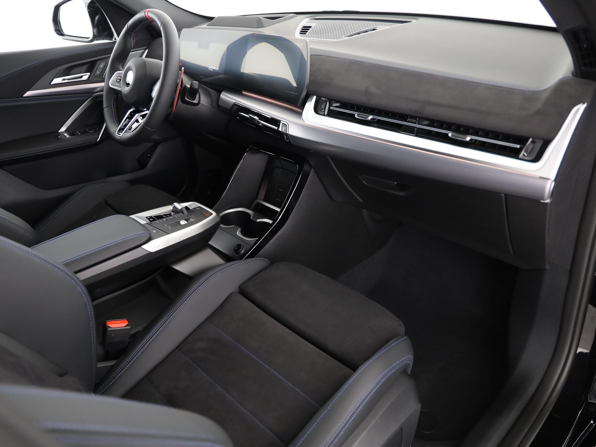 BMW X2 M35i-image-15