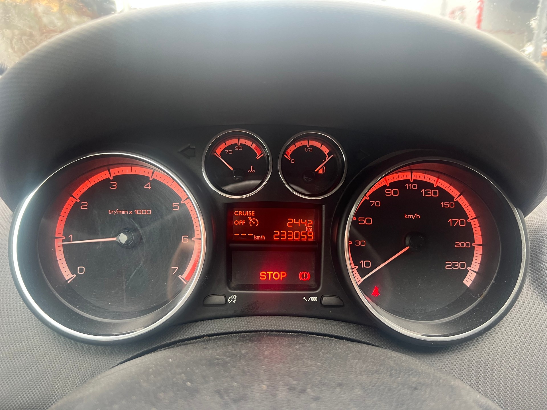 PEUGEOT 308 SW 1.4 16V VTI Access-image-11