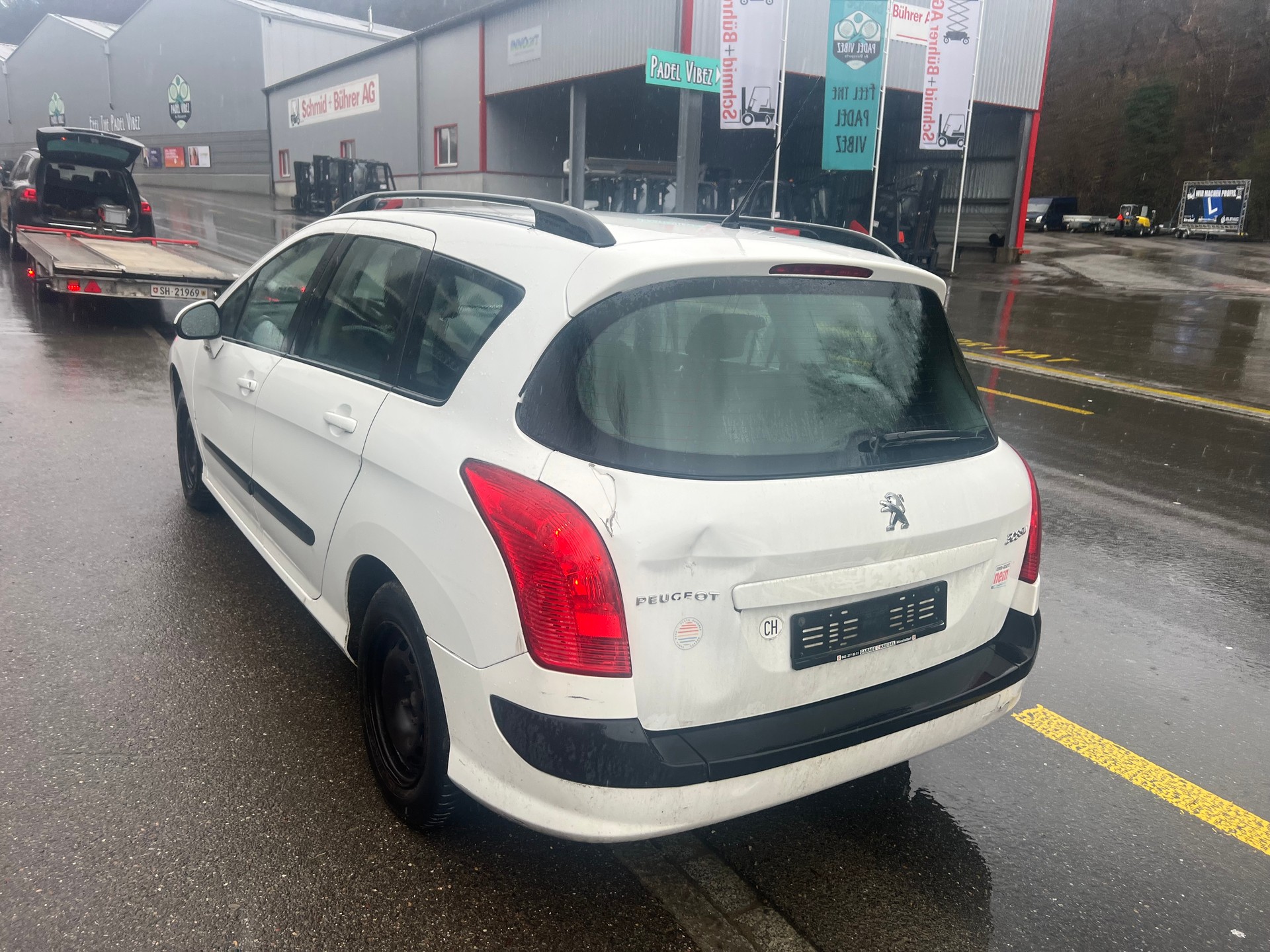 PEUGEOT 308 SW 1.4 16V VTI Access-image-4