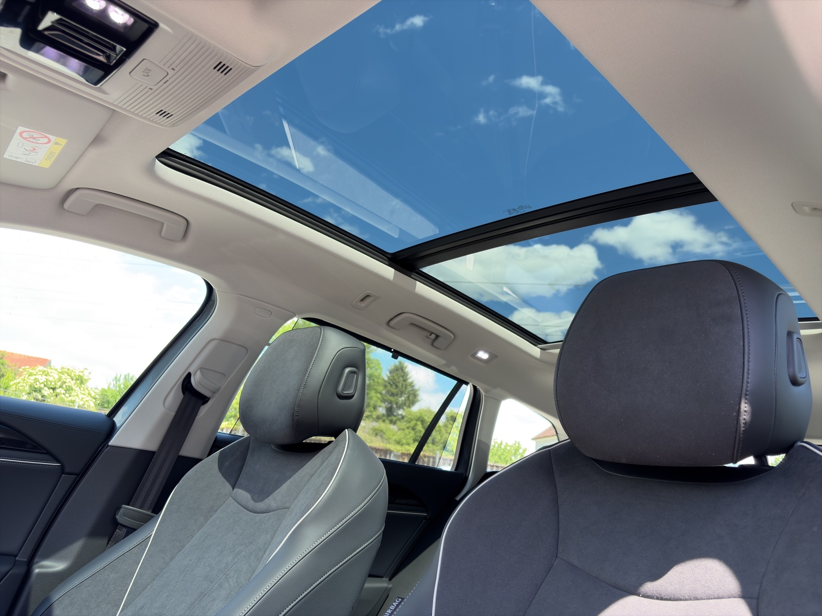 VW Passat Variant 1.5 TSI evo2 Plug-In- Hybrid Business DSG-image-16
