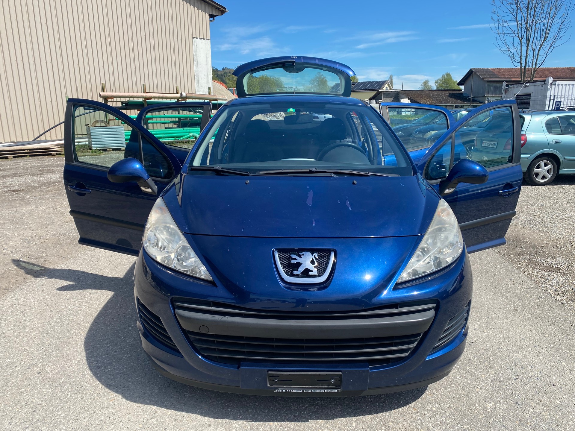 PEUGEOT 207 1.4 16V Millesim 200-image-6