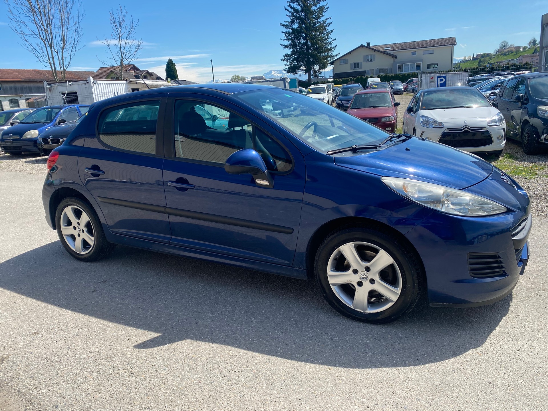 PEUGEOT 207 1.4 16V Millesim 200-image-1