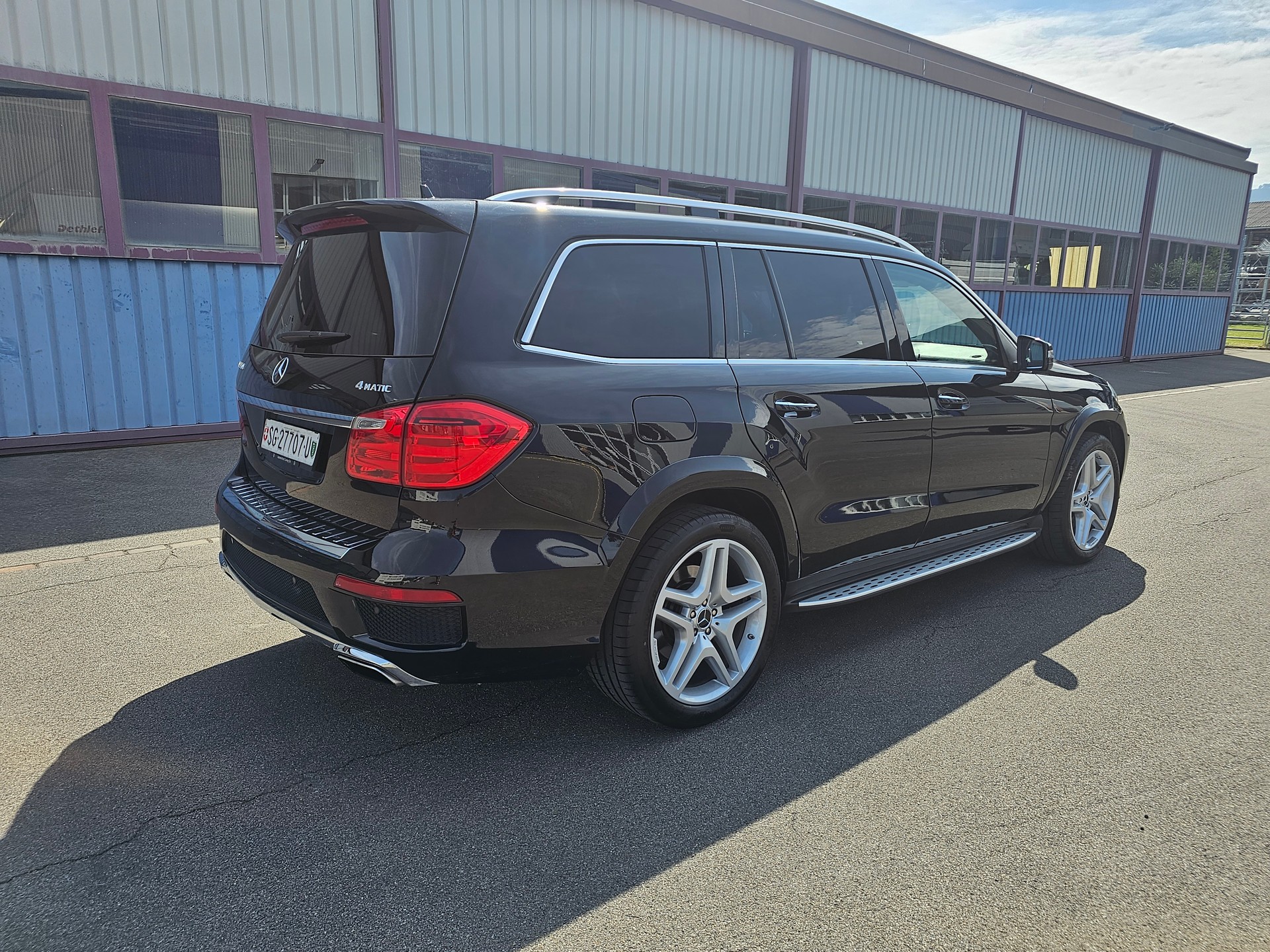 MERCEDES-BENZ GL 550-image-2