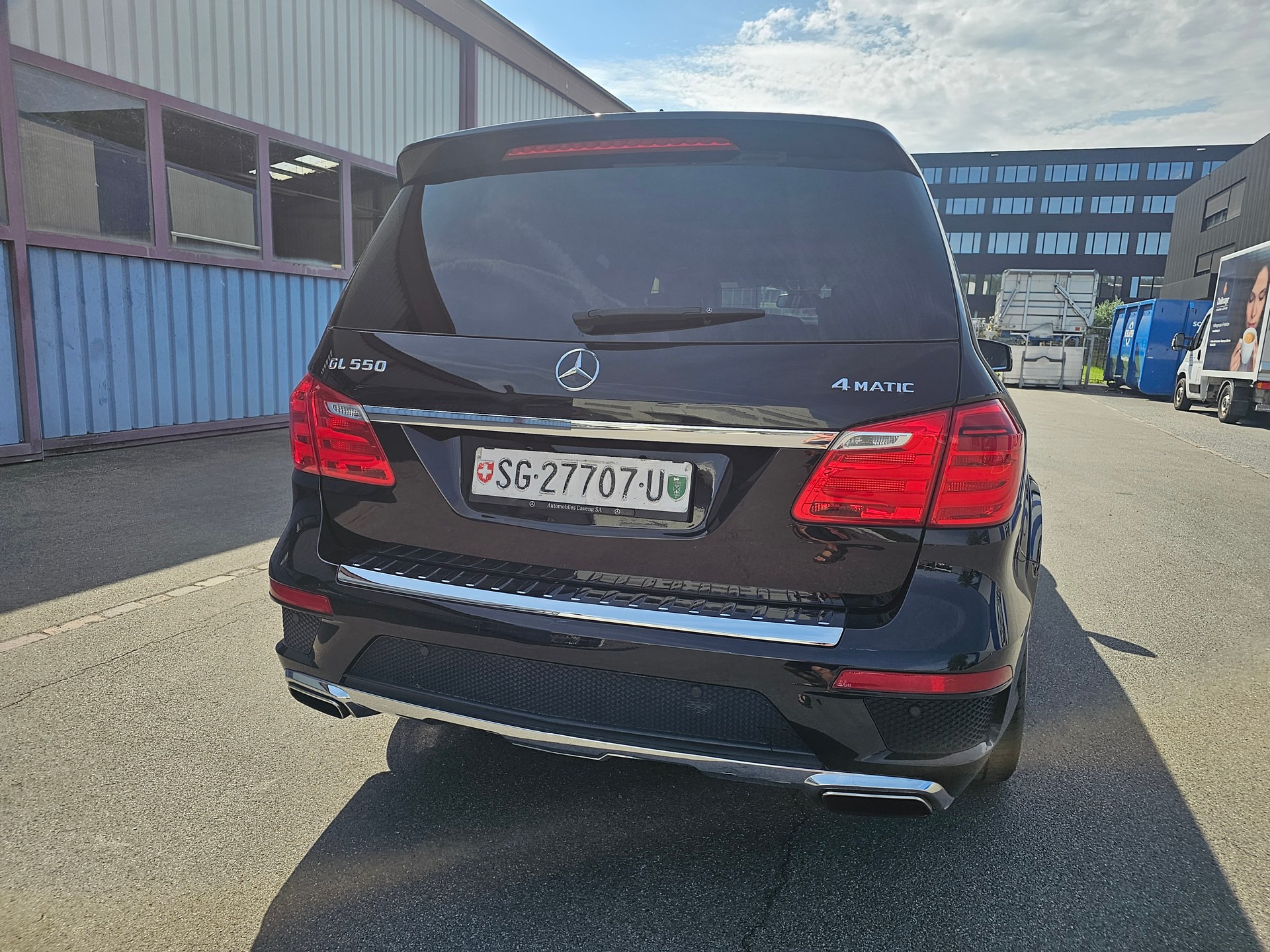 MERCEDES-BENZ GL 550-image-4