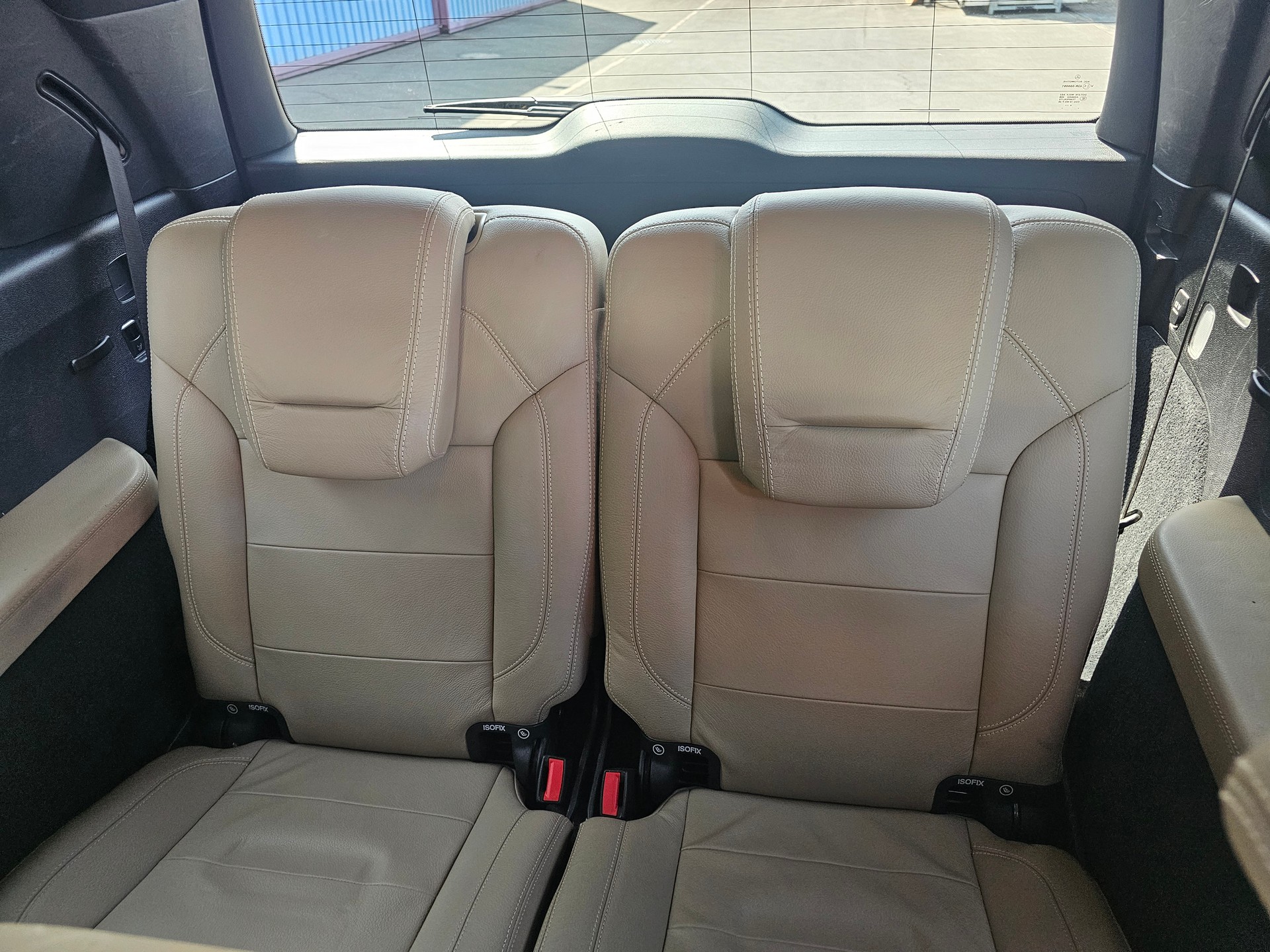 MERCEDES-BENZ GL 550-image-11