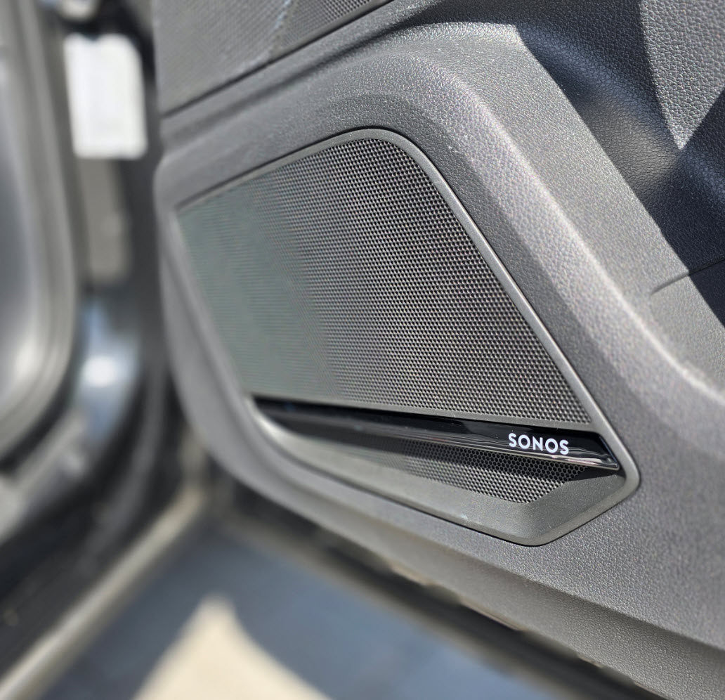 AUDI 2.0 40 TFSI S Line Attraction quattro S-Tronic (Sonos, AHK, Matrix LED)-image-11