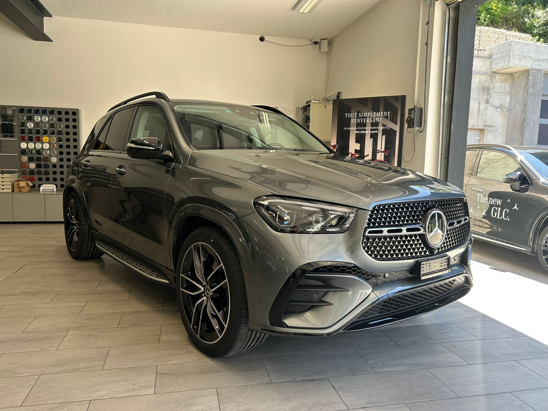 MERCEDES-BENZ GLE 450 d 4Matic AMG Line 9G-Tronic-showroom-element-2