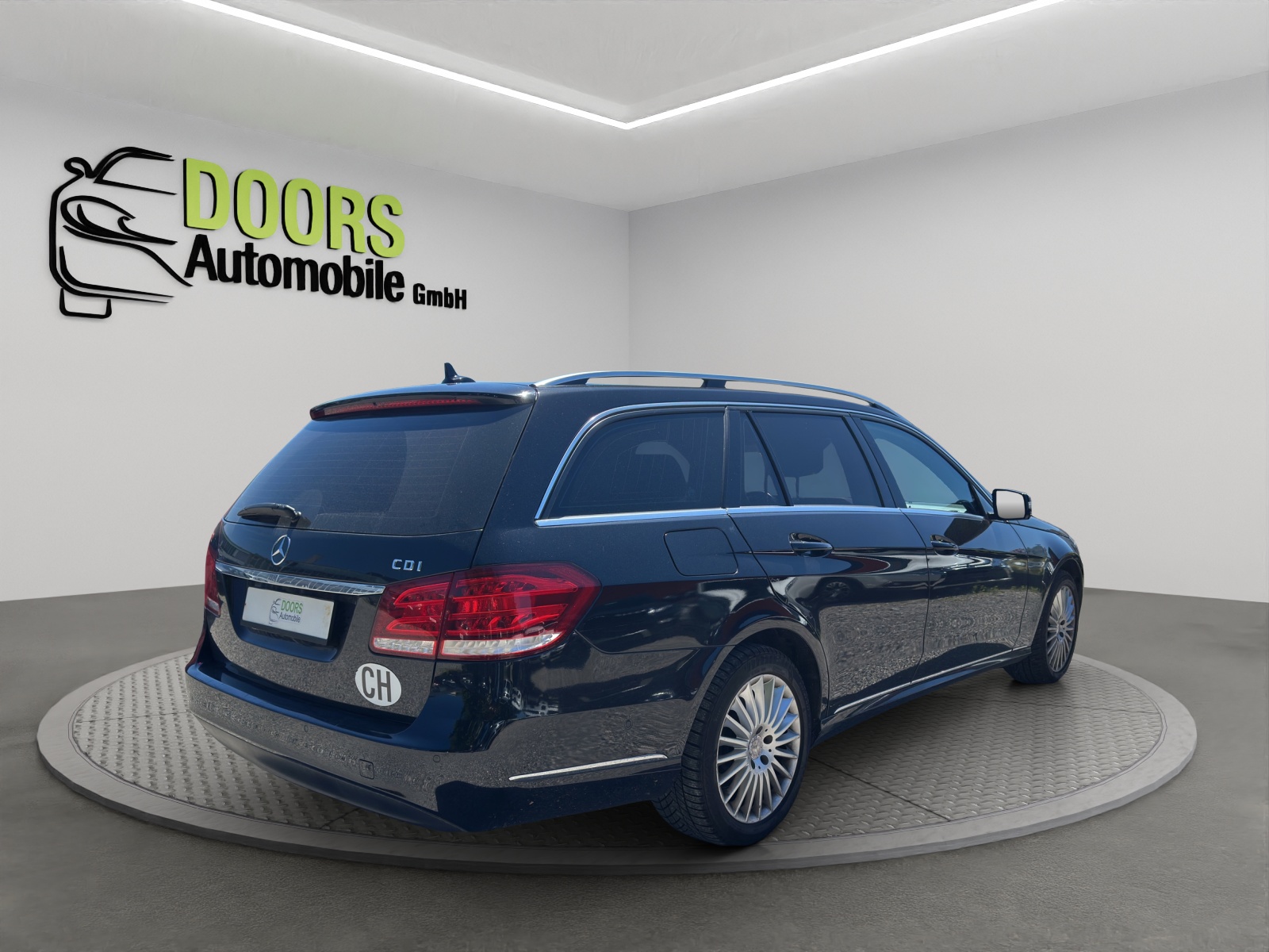 MERCEDES-BENZ E 200 CDI Avantgarde 7G-Tronic-showroom-element-3
