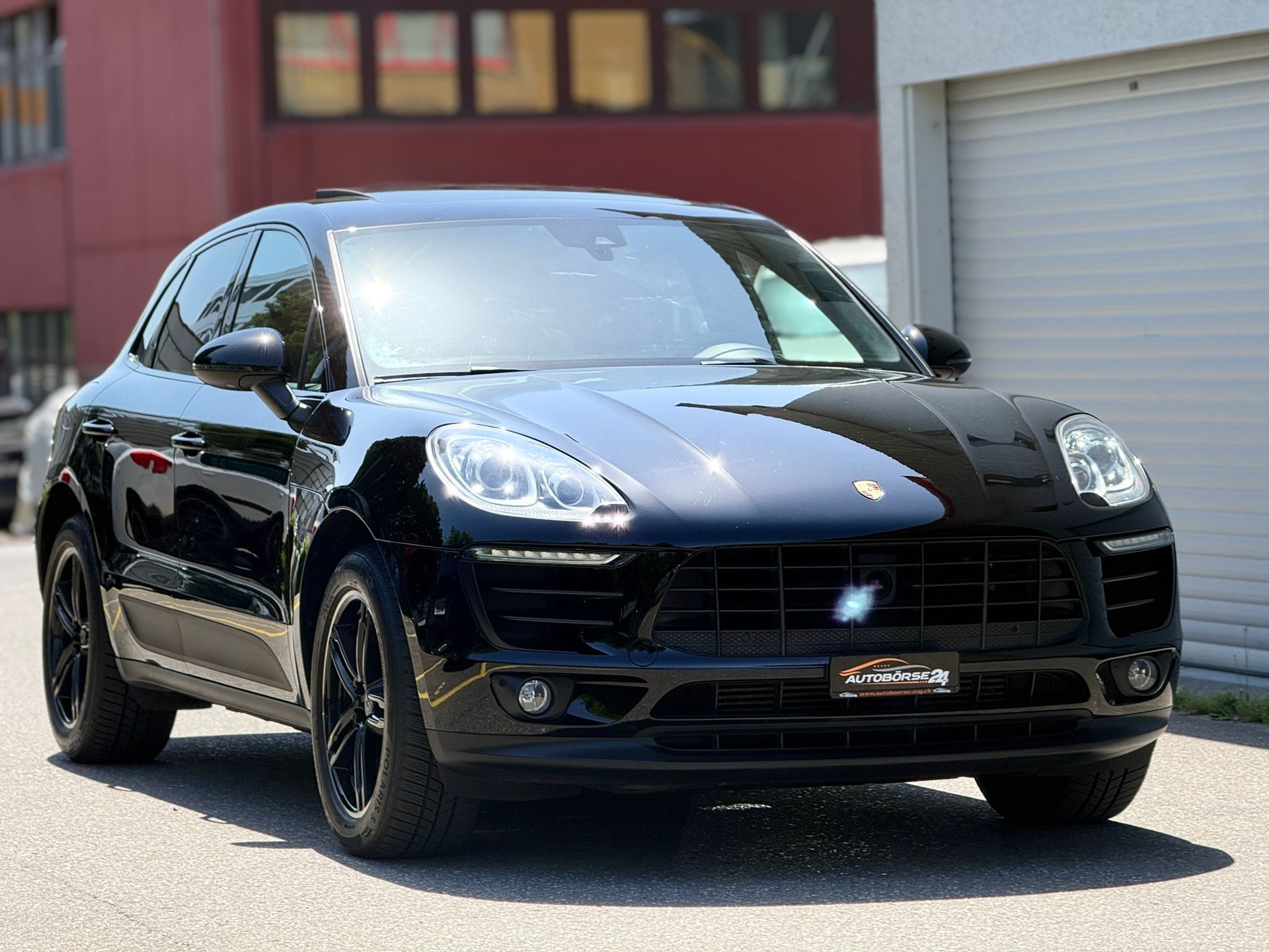 PORSCHE Macan 3.0 V6 S Diesel-showroom-element-1