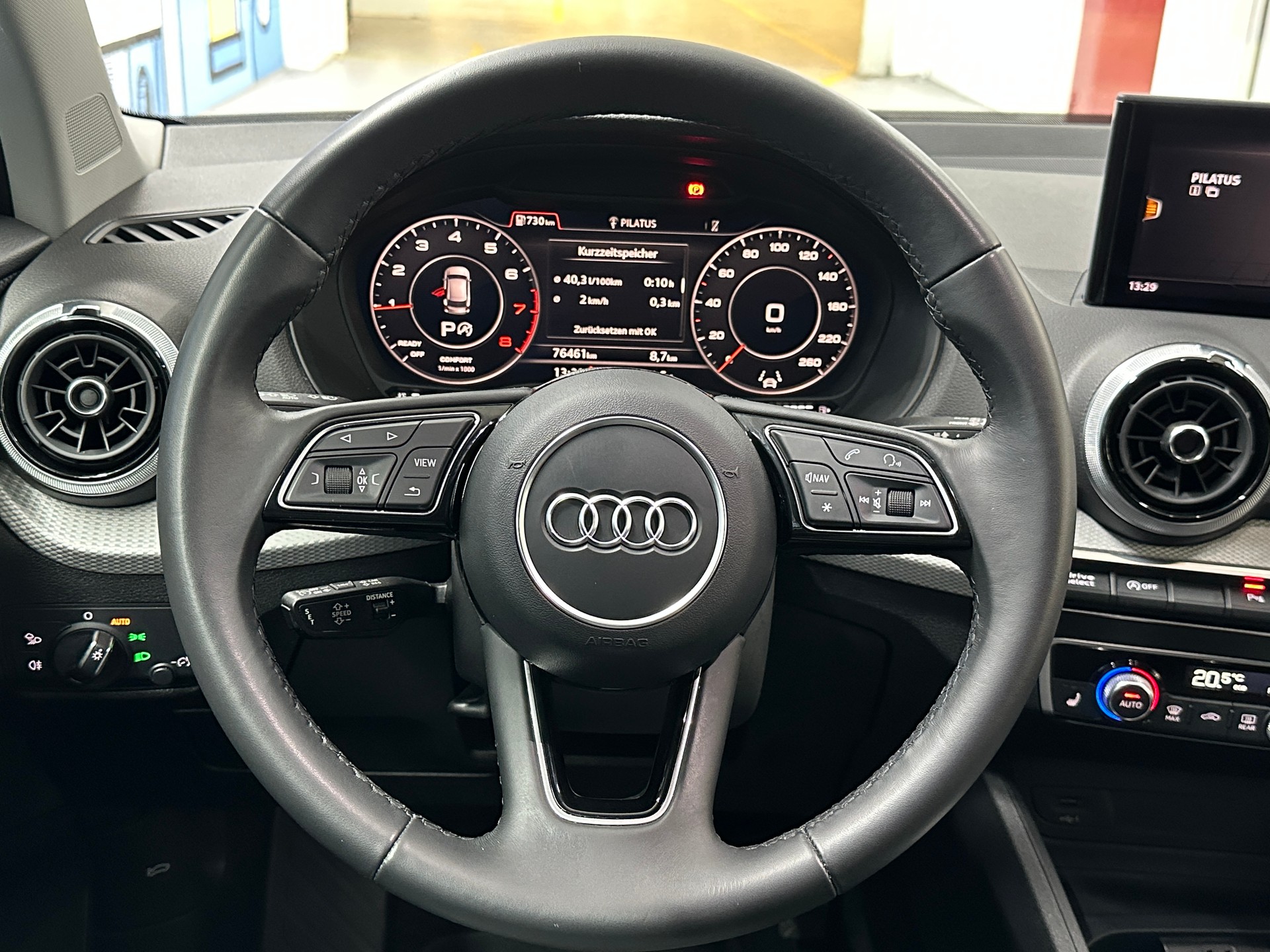 AUDI Q2 35 TFSI S line S-tronic-image-10