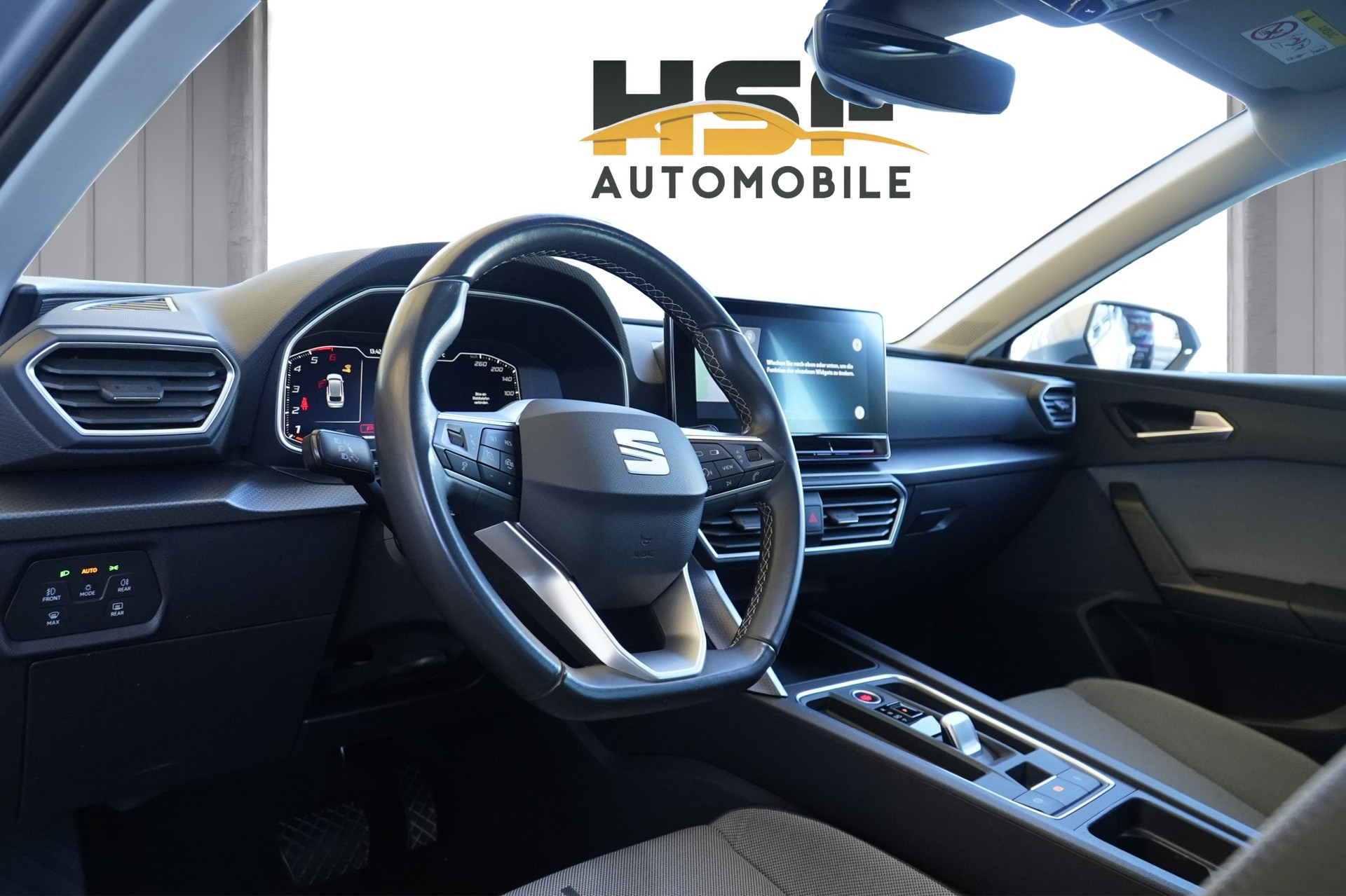 SEAT Leon ST 2.0 TDI EVO DSG 4Drive Style *CH Fahrzeug & AHK 2000 KG*-image-8