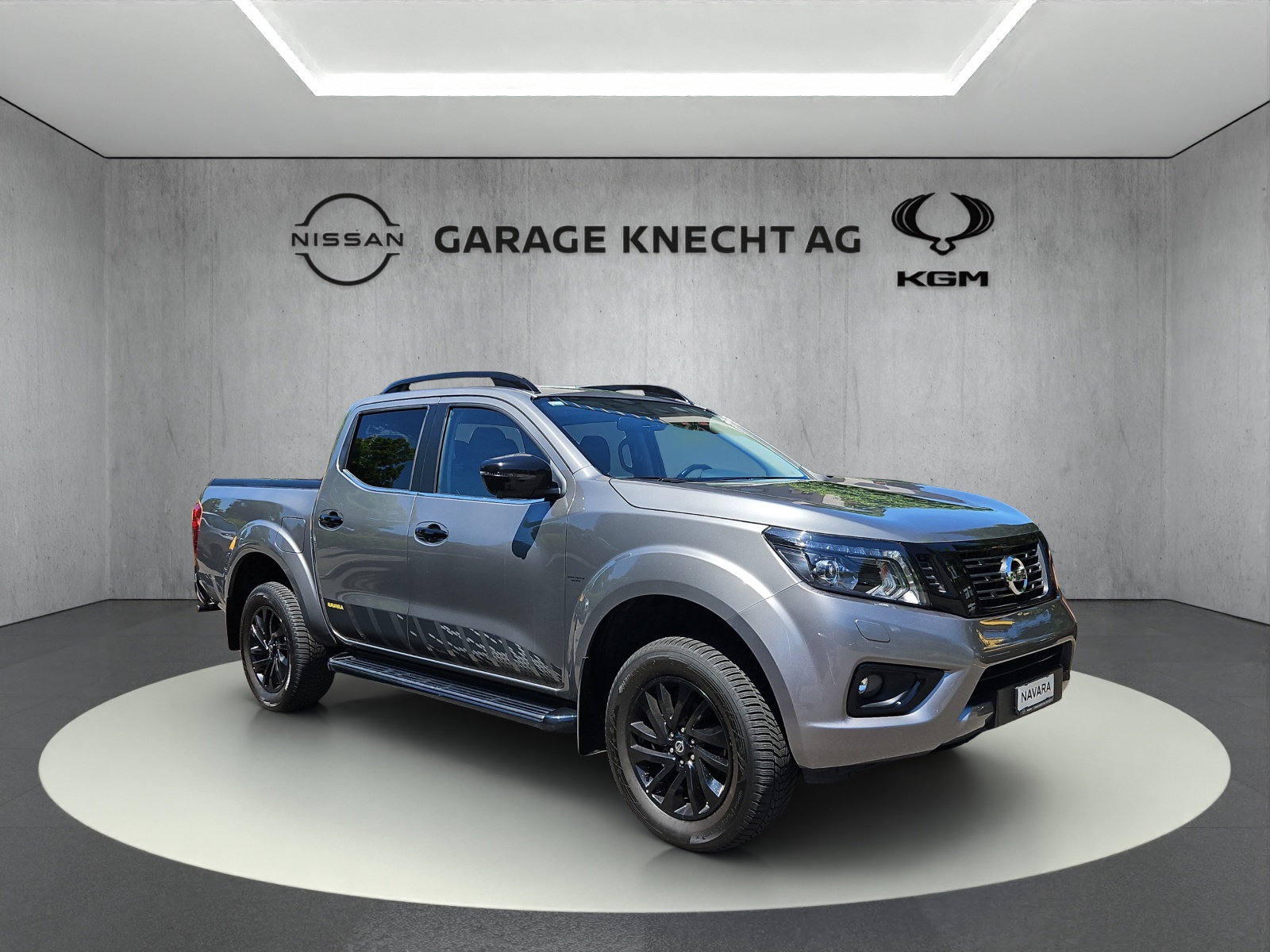 NISSAN Navara 2.3 dCi Double Cab N-Guard-showroom-element-1