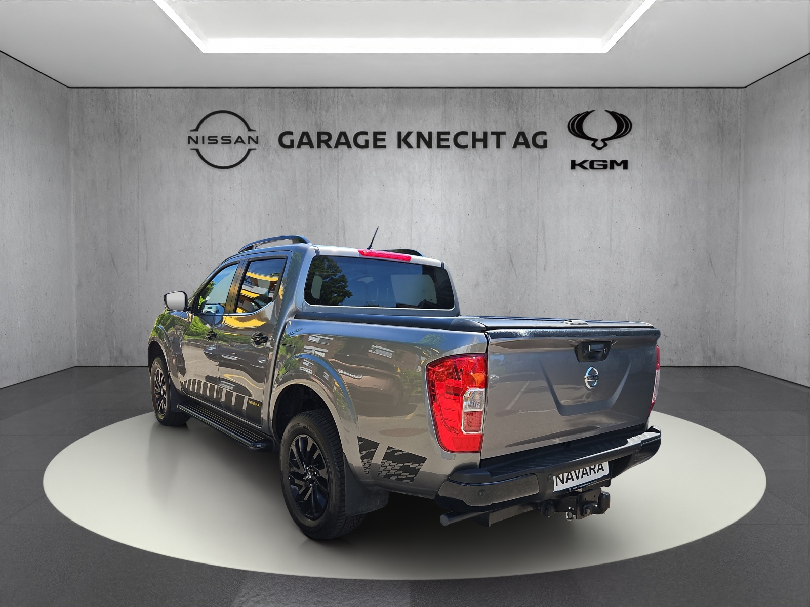 NISSAN Navara 2.3 dCi Double Cab N-Guard-image-5
