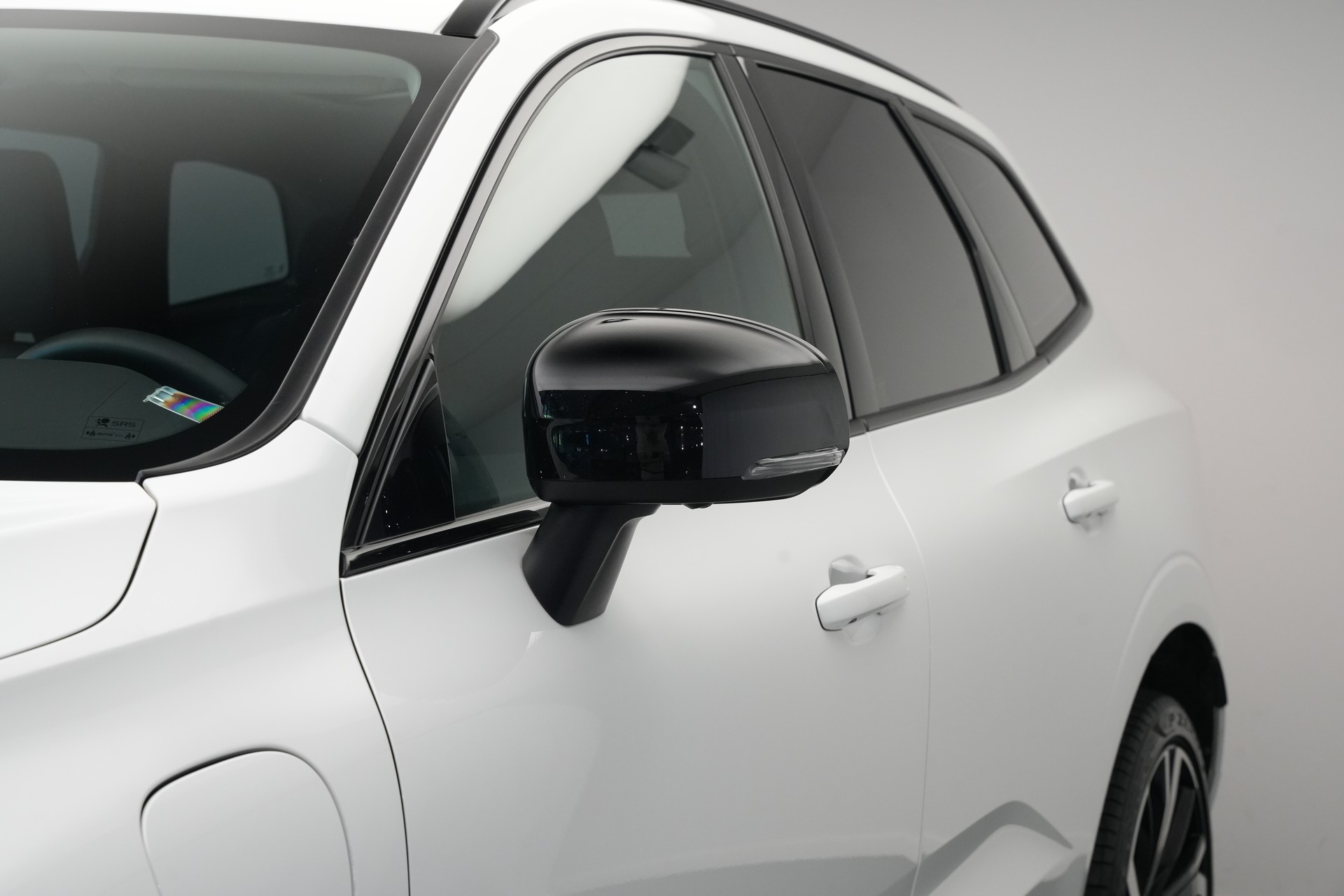 VOLVO XC60 T8 eAWD PluginHybrid Ultimate Dark Geartronic *CH-Fahrzeug*-image-36