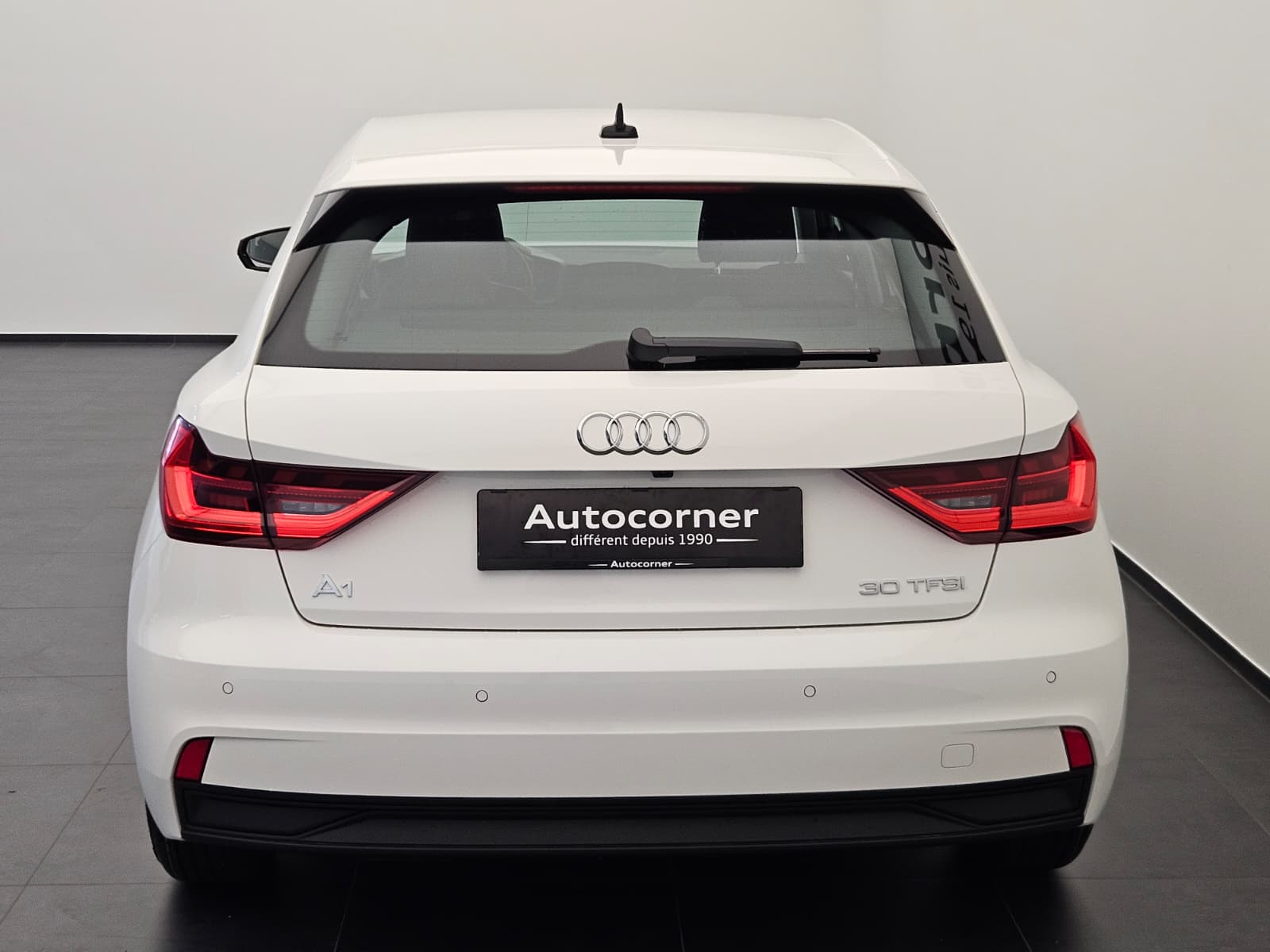 AUDI A1 Sportback 30 TFSI Attraction S-tronic-image-7
