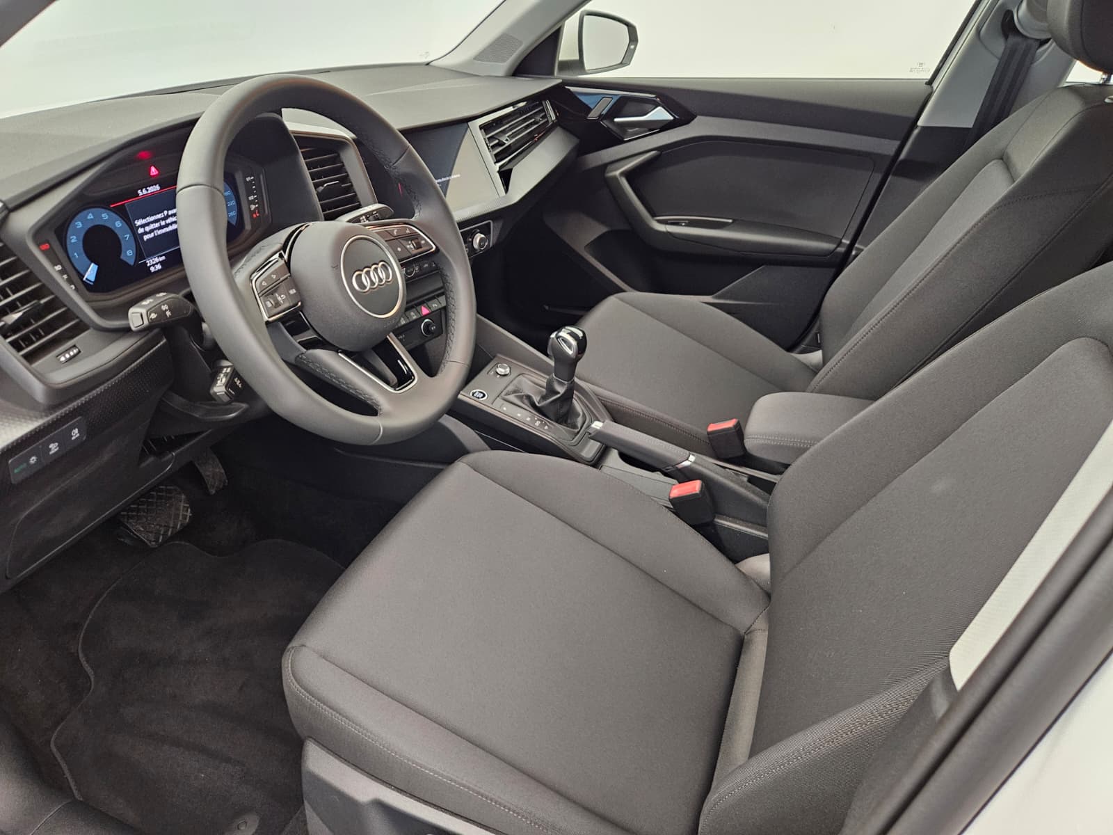 AUDI A1 Sportback 30 TFSI Attraction S-tronic-image-10