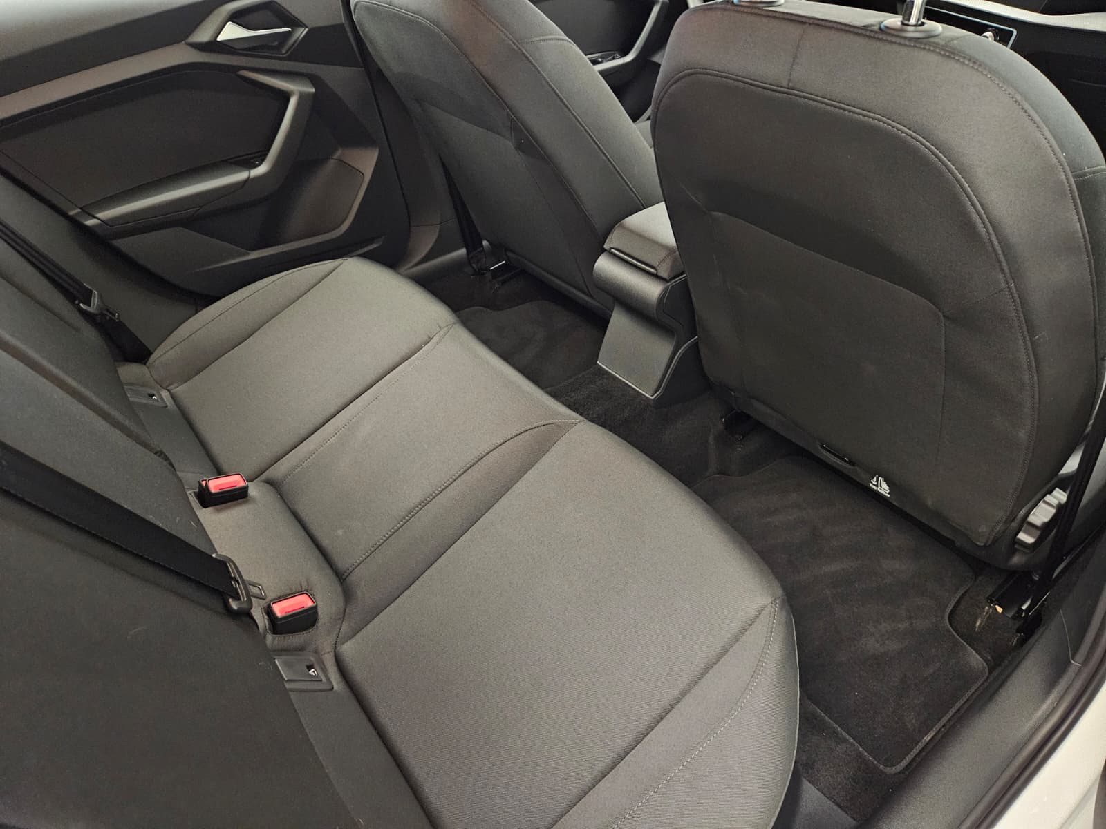 AUDI A1 Sportback 30 TFSI Attraction S-tronic-image-13