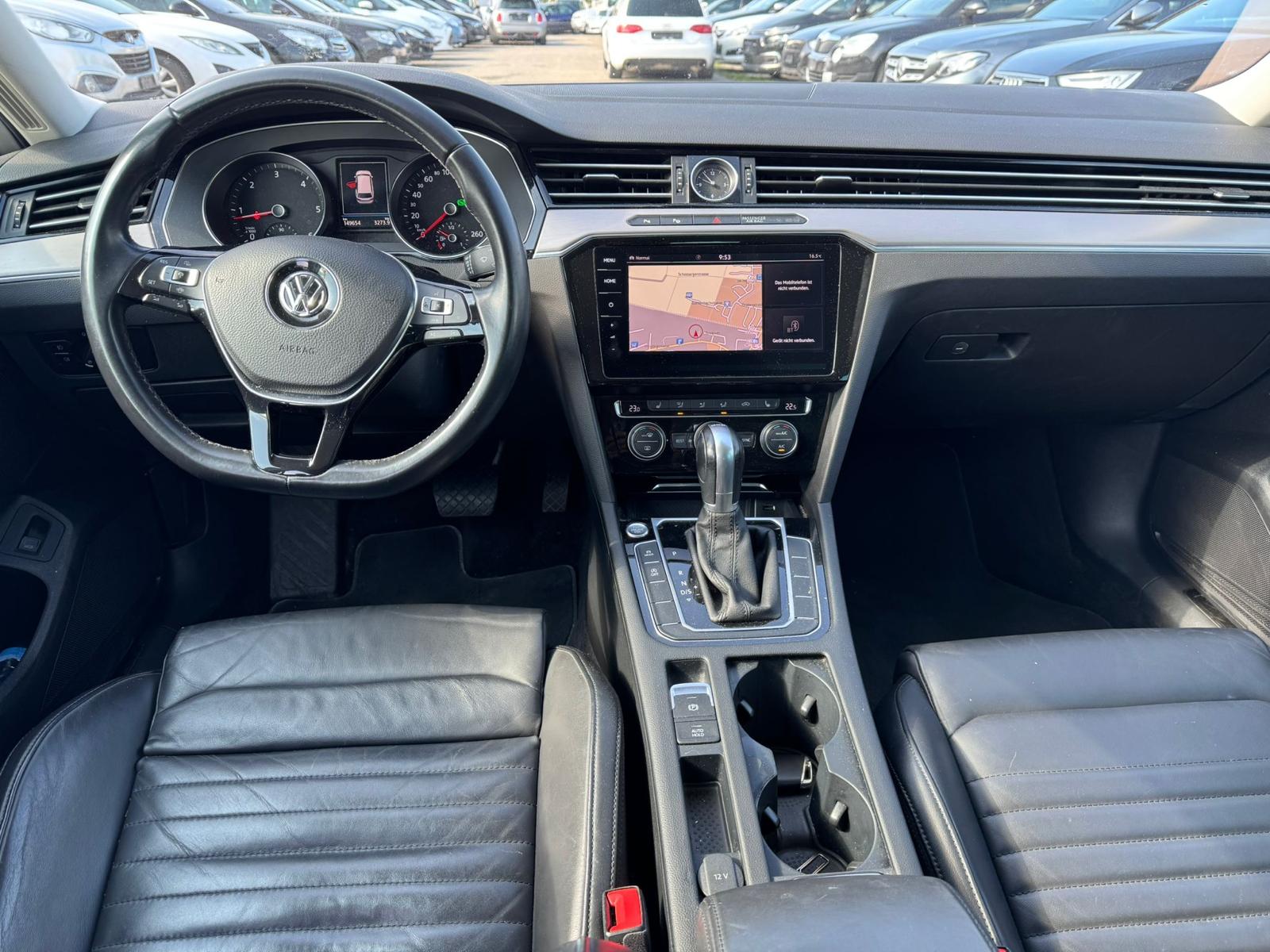 VW Passat Variant 2.0 TDI BMT Highline DSG-image-10