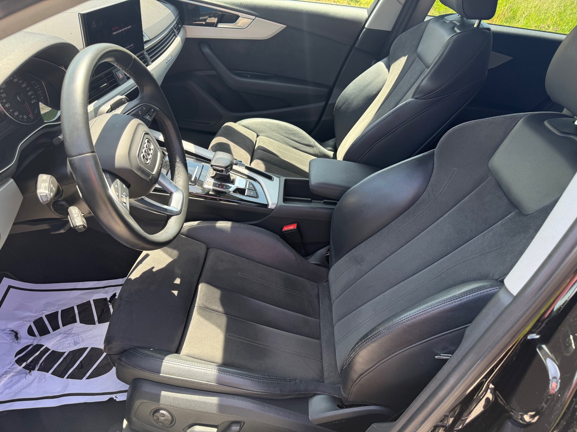 AUDI A4 Avant 40 TDI Attraction quattro S-tronic-image-7