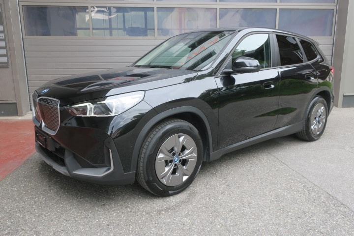 BMW iX1 xDrive 30