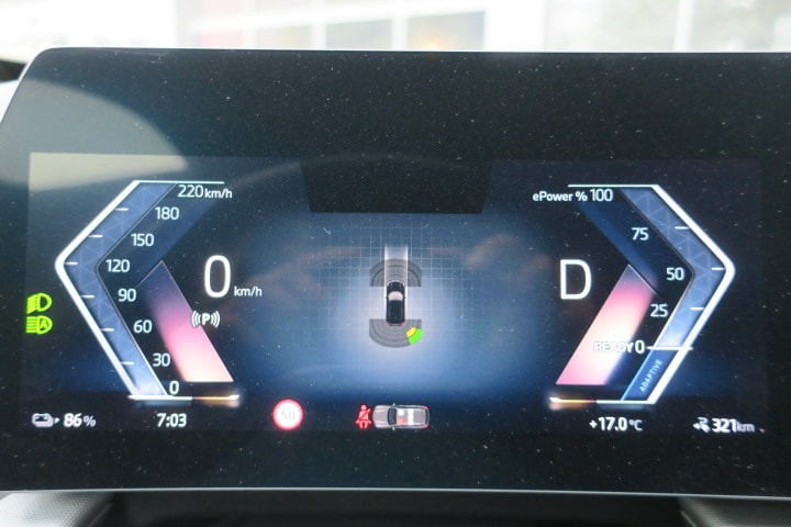 BMW iX1 xDrive 30-image-14