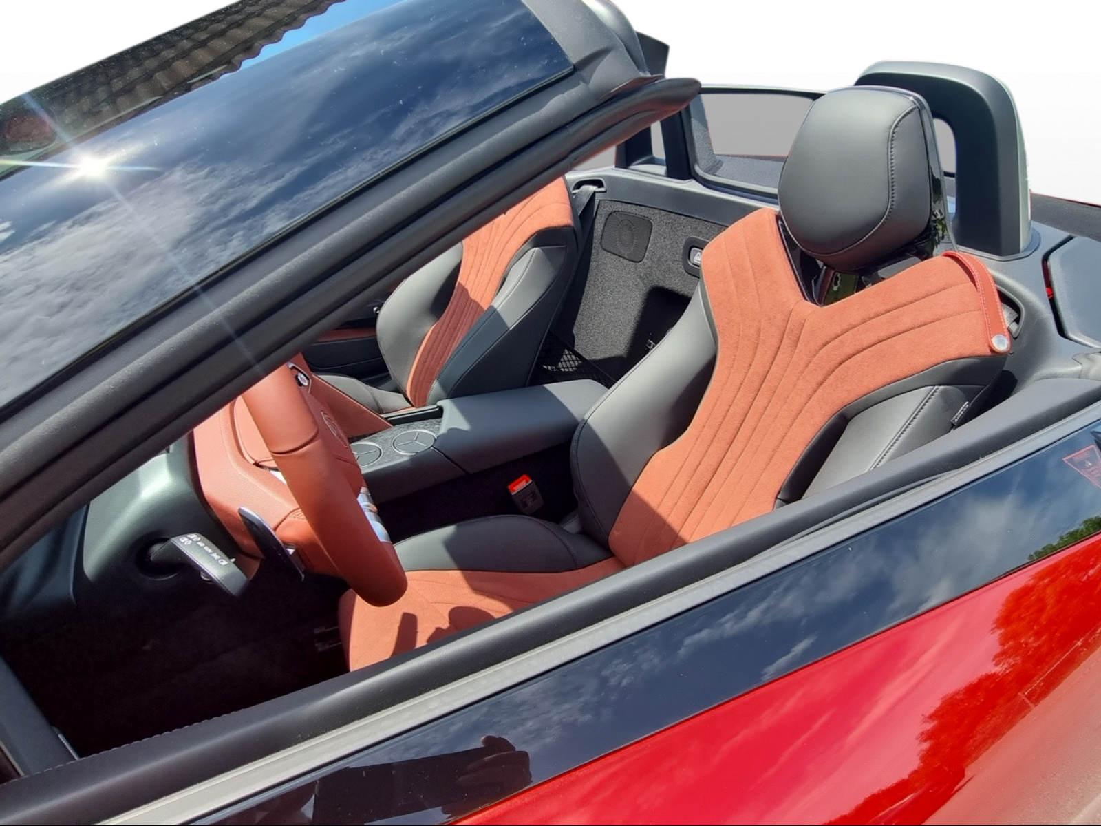 MG Cyberster 77kWh 4WD-image-9