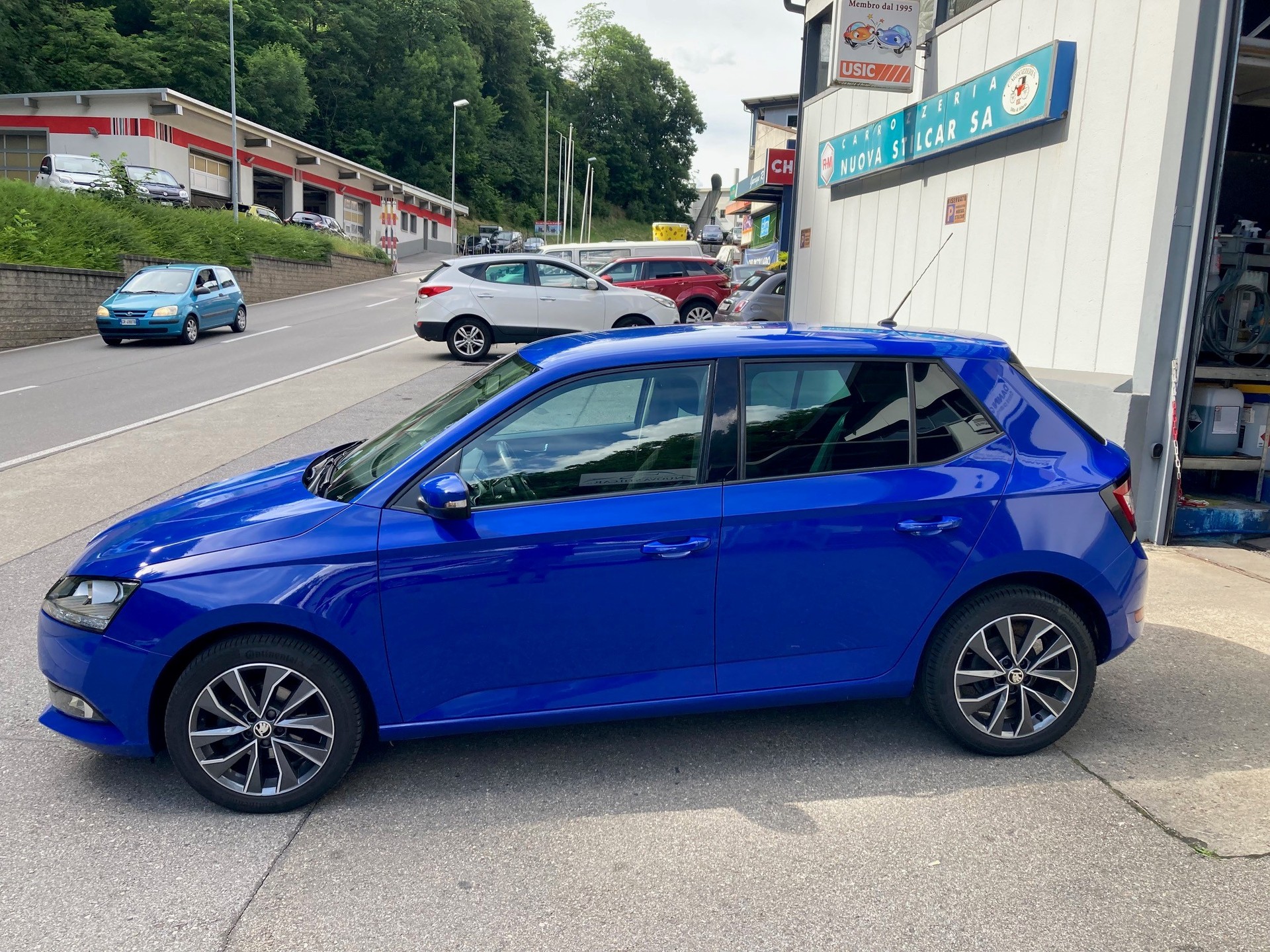 SKODA Fabia 1.0 MPI Ambition-image-1