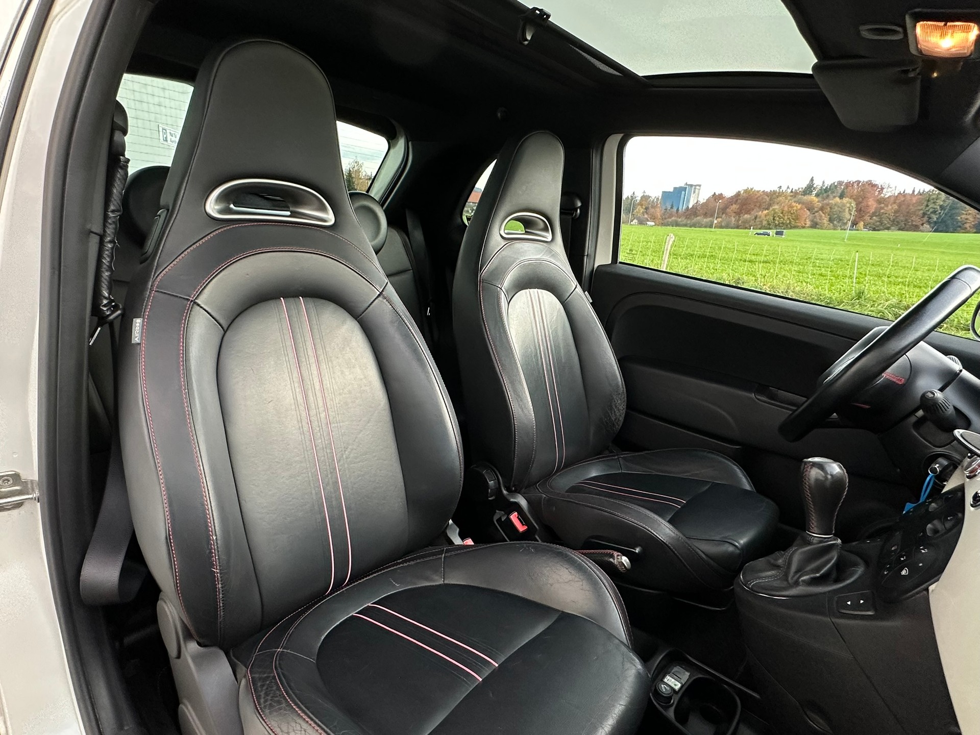FIAT 500 1.4 16V Turbo Abarth-image-19