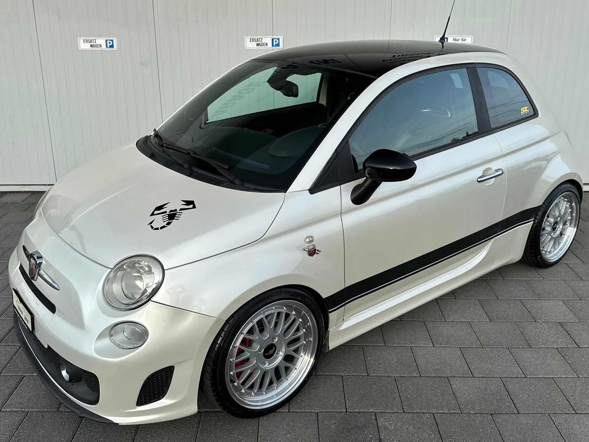 FIAT 500 1.4 16V Turbo Abarth-image-7