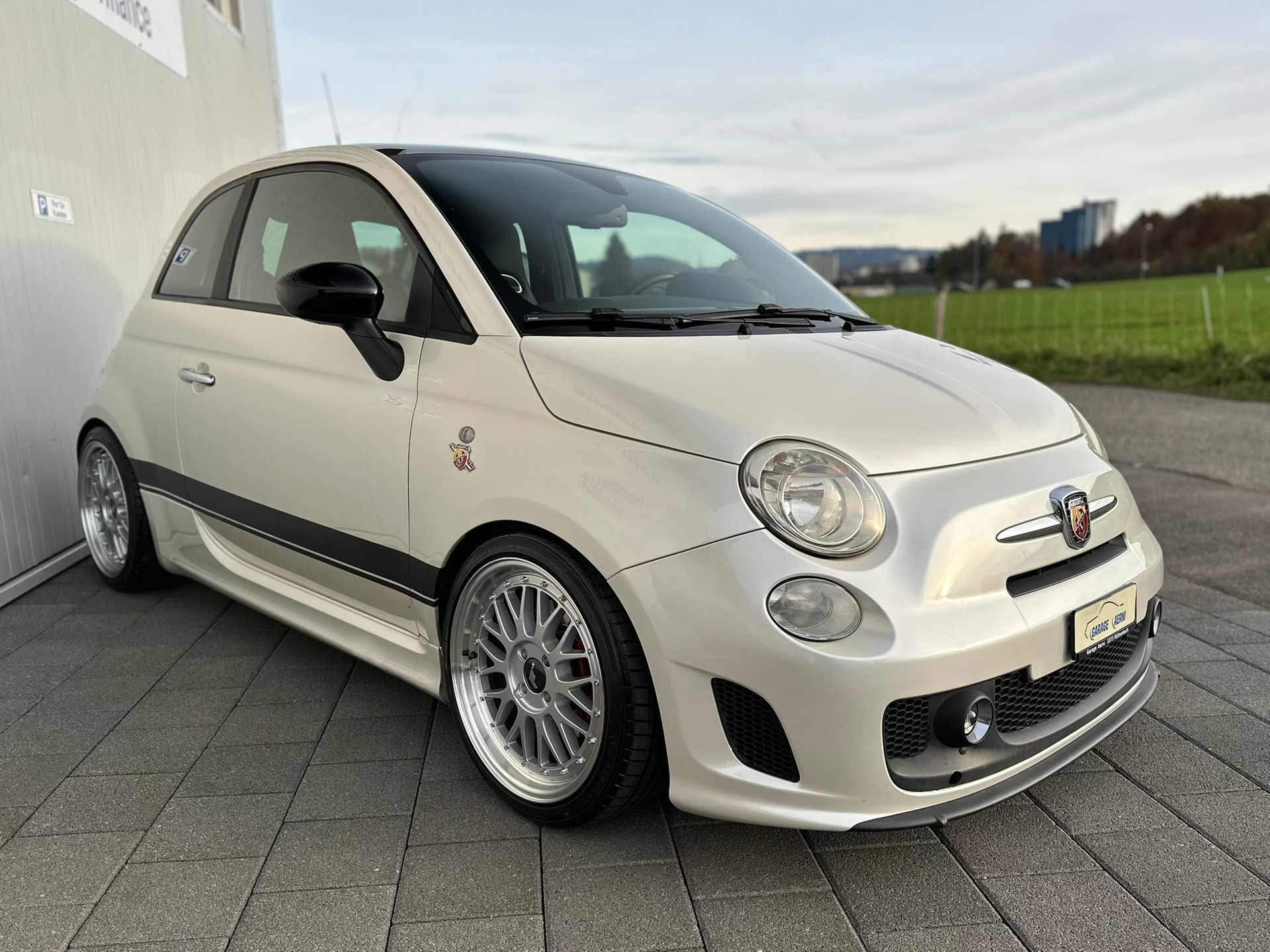 FIAT 500 1.4 16V Turbo Abarth-image-8