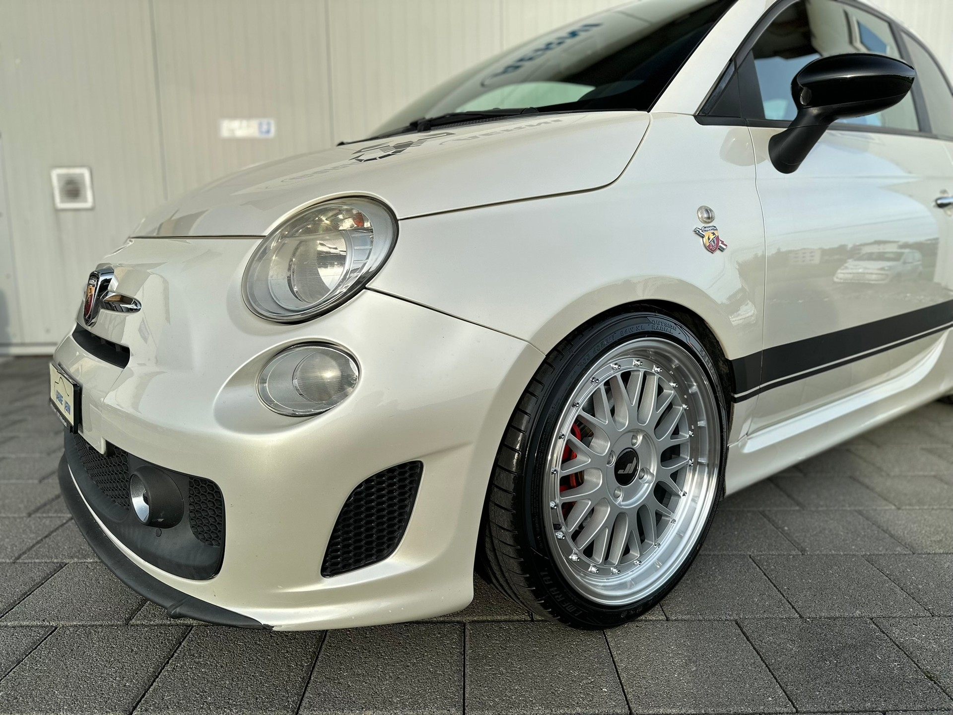 FIAT 500 1.4 16V Turbo Abarth-image-2
