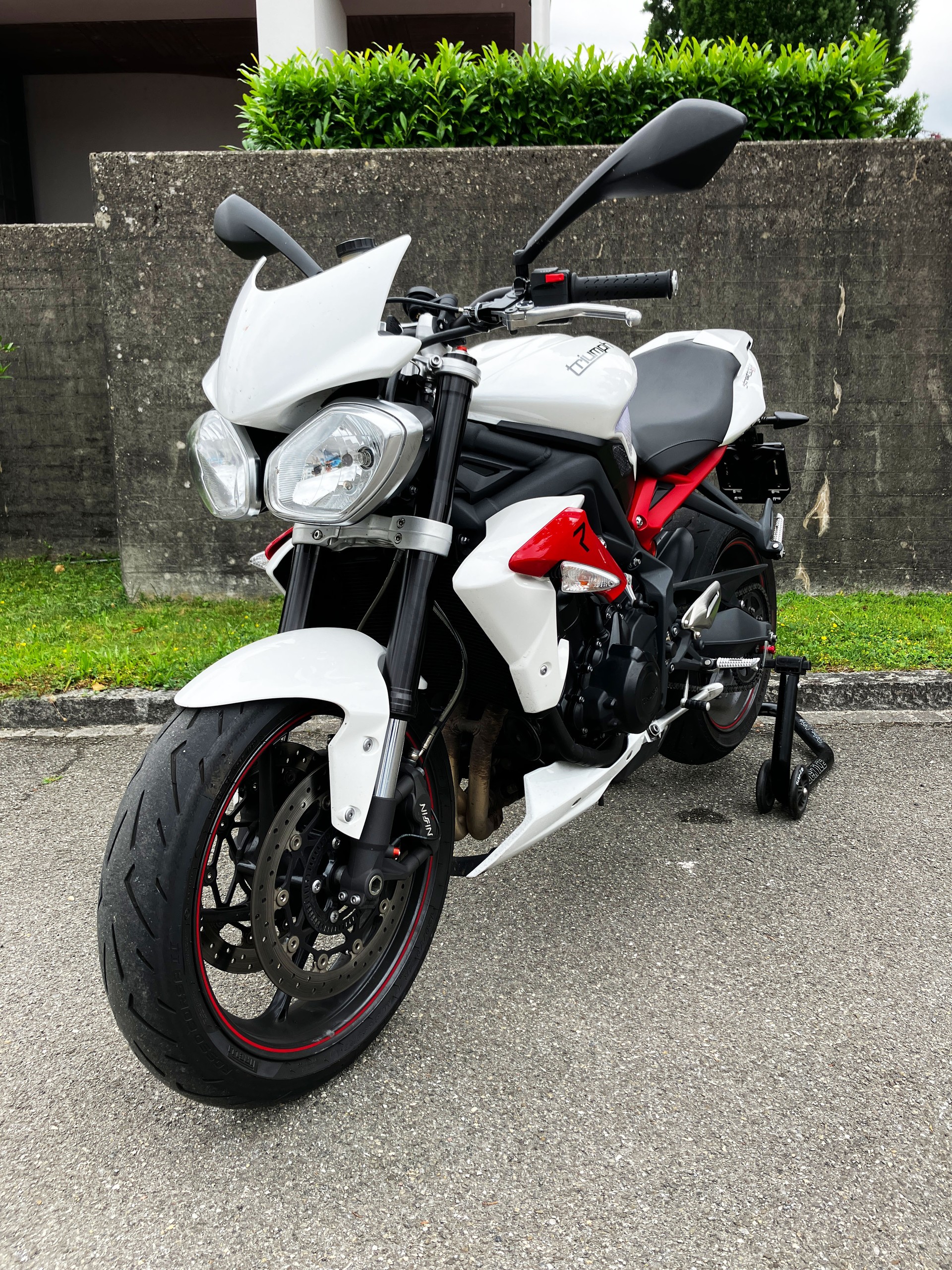 TRIUMPH Street Triple 675 R ABS-image-1