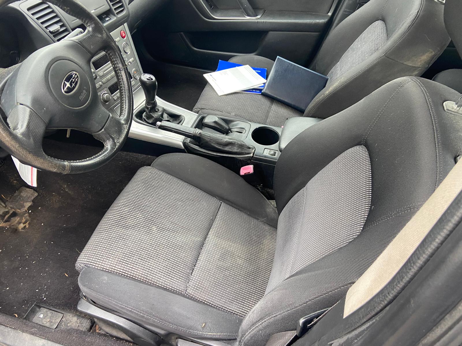 SUBARU Outback 2.5i AWD-image-5