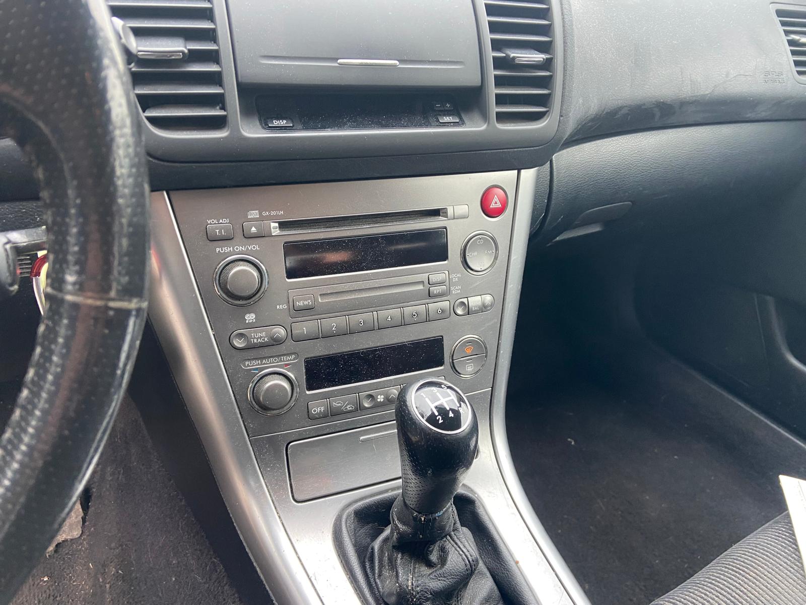 SUBARU Outback 2.5i AWD-image-4