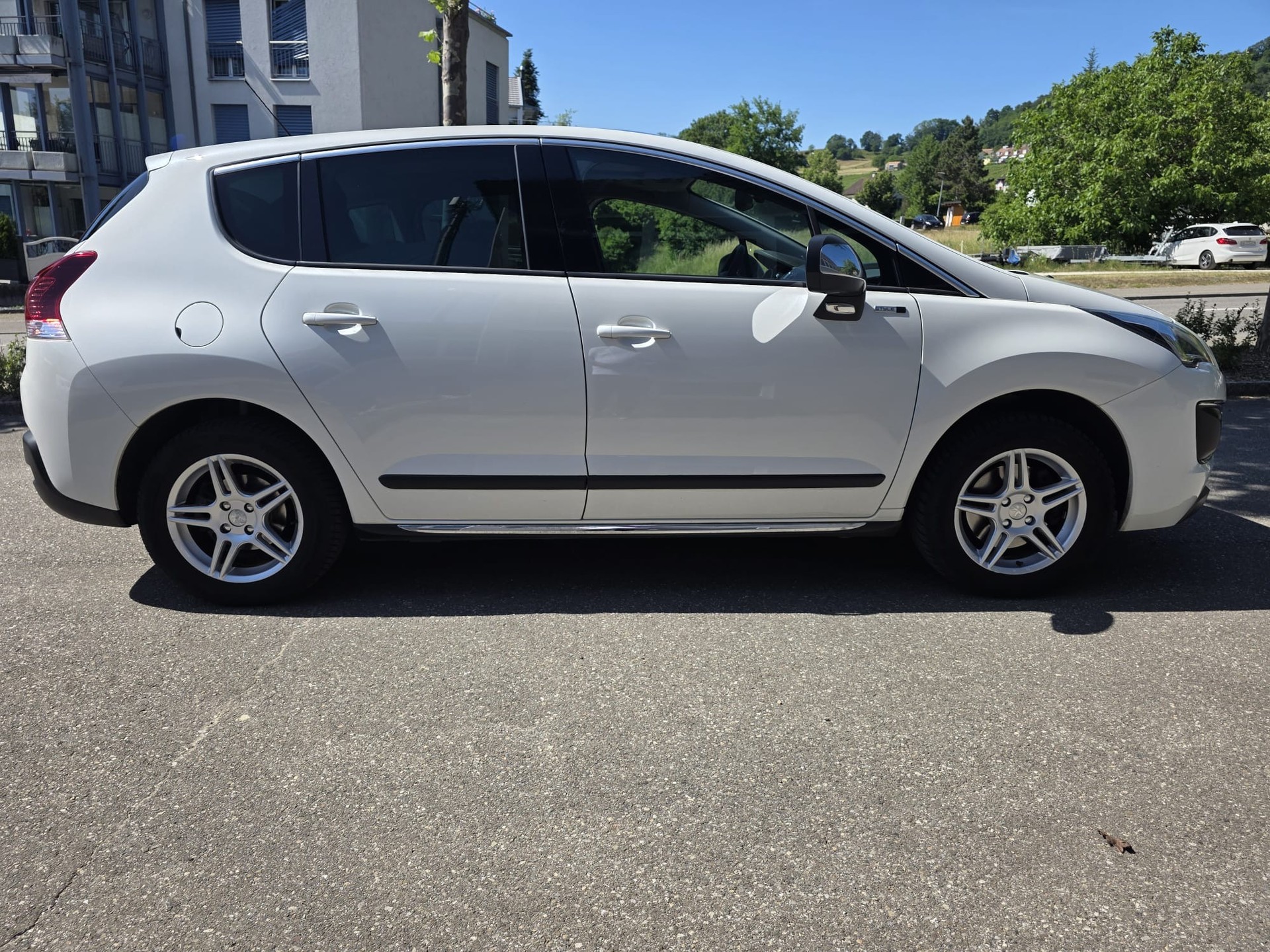 PEUGEOT 3008 1.6 16V T Platinum Tiptronic-image-13
