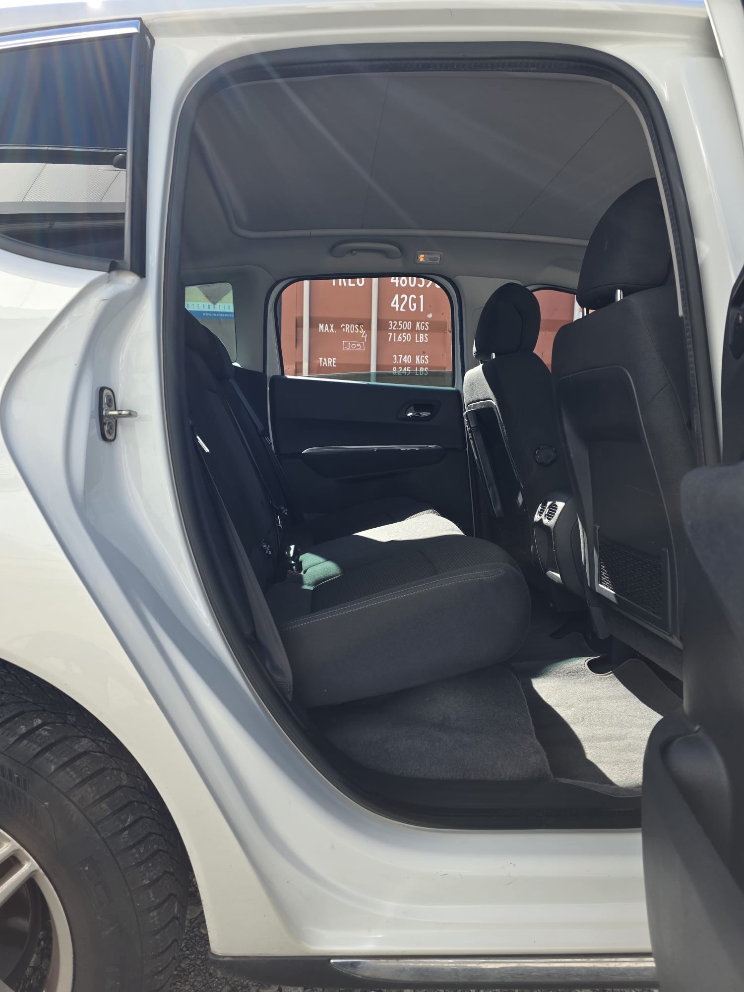 PEUGEOT 3008 1.6 16V T Platinum Tiptronic-image-9