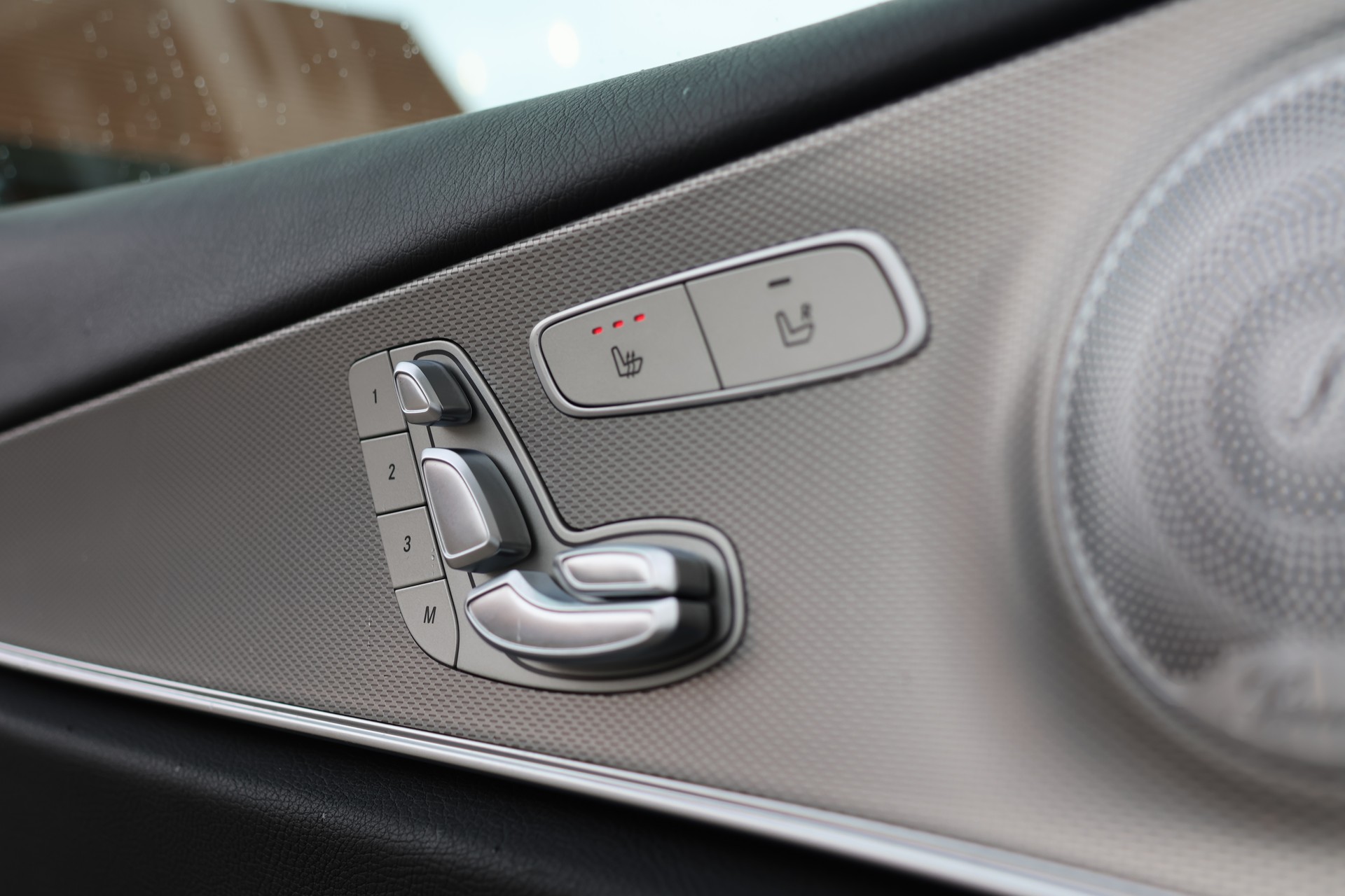 MERCEDES-BENZ E 200 Avantgarde 4 Matic 9G-Tronic (CH)-image-11