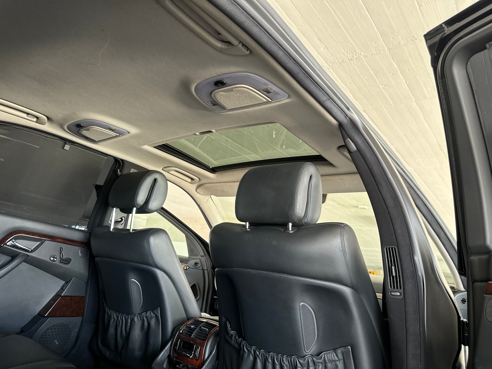 MERCEDES-BENZ S 500 4Matic-image-13