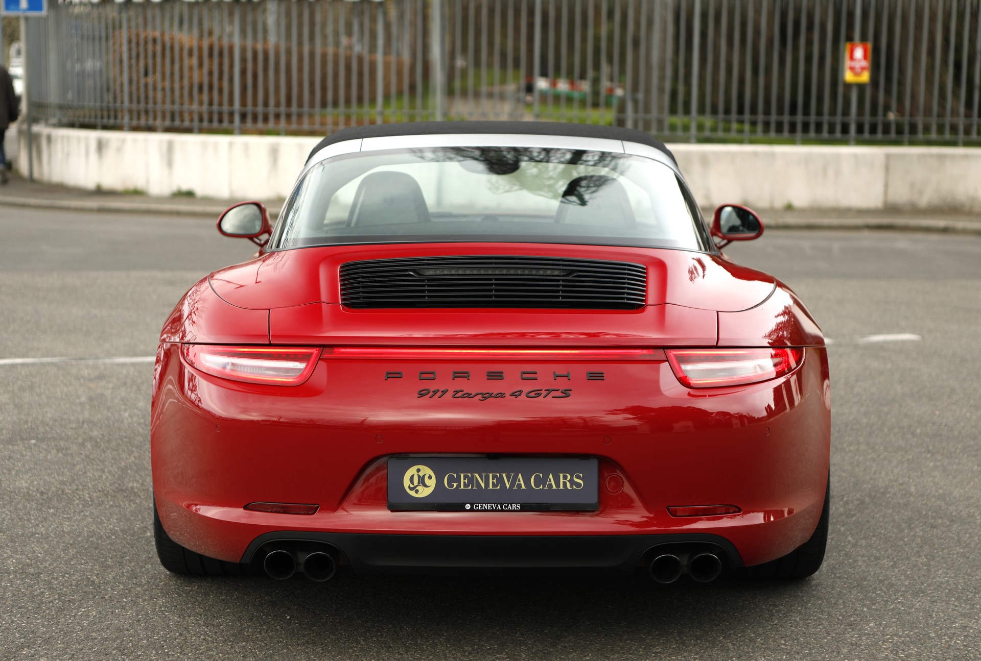 PORSCHE 911 Targa 4 GTS Boîte-manelle ( RARE )-image-7