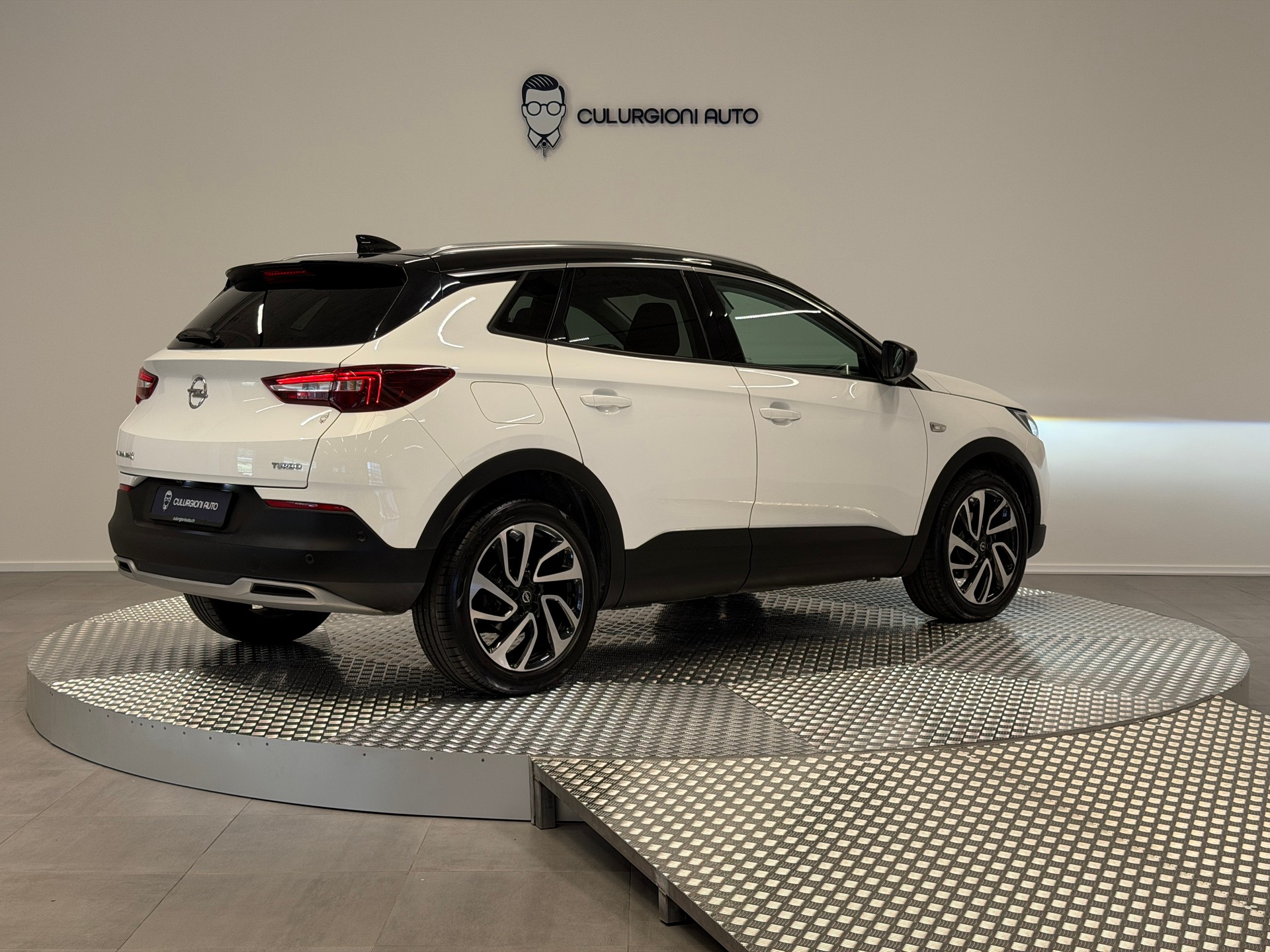 OPEL Grandland X 1.2i TP Ultimate-image-4