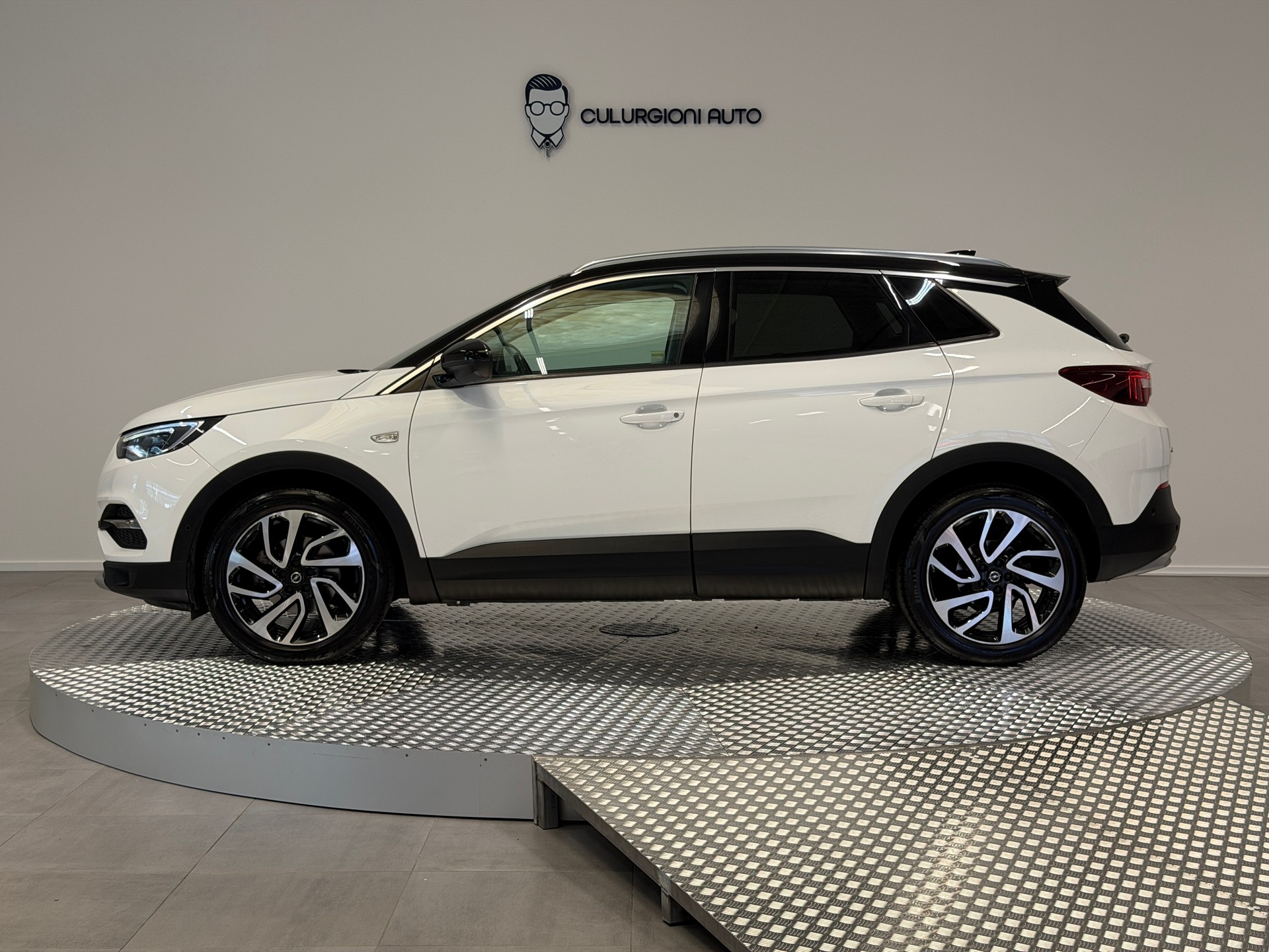 OPEL Grandland X 1.2i TP Ultimate-image-7