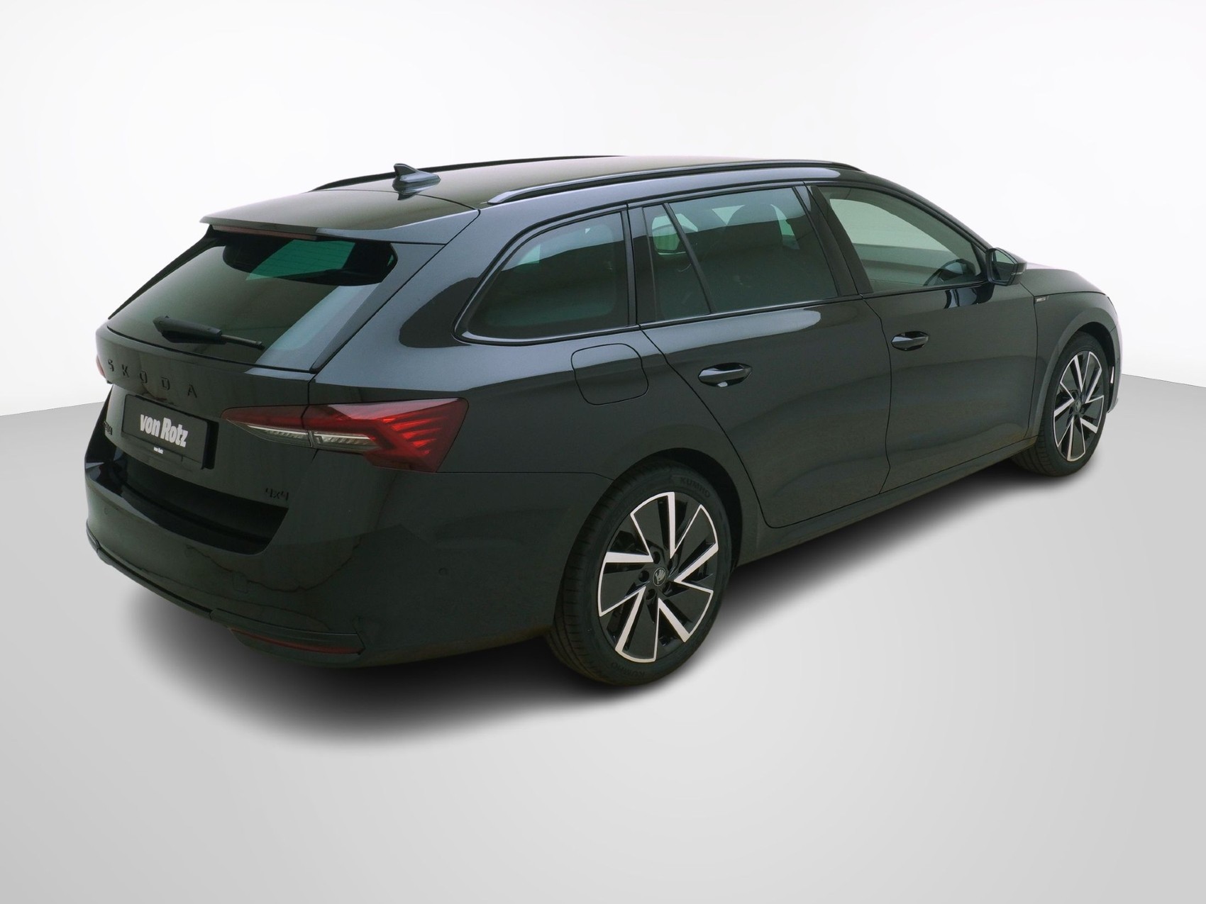 SKODA Octavia 2.0 TSI SportLine 4x4 DSG-image-5