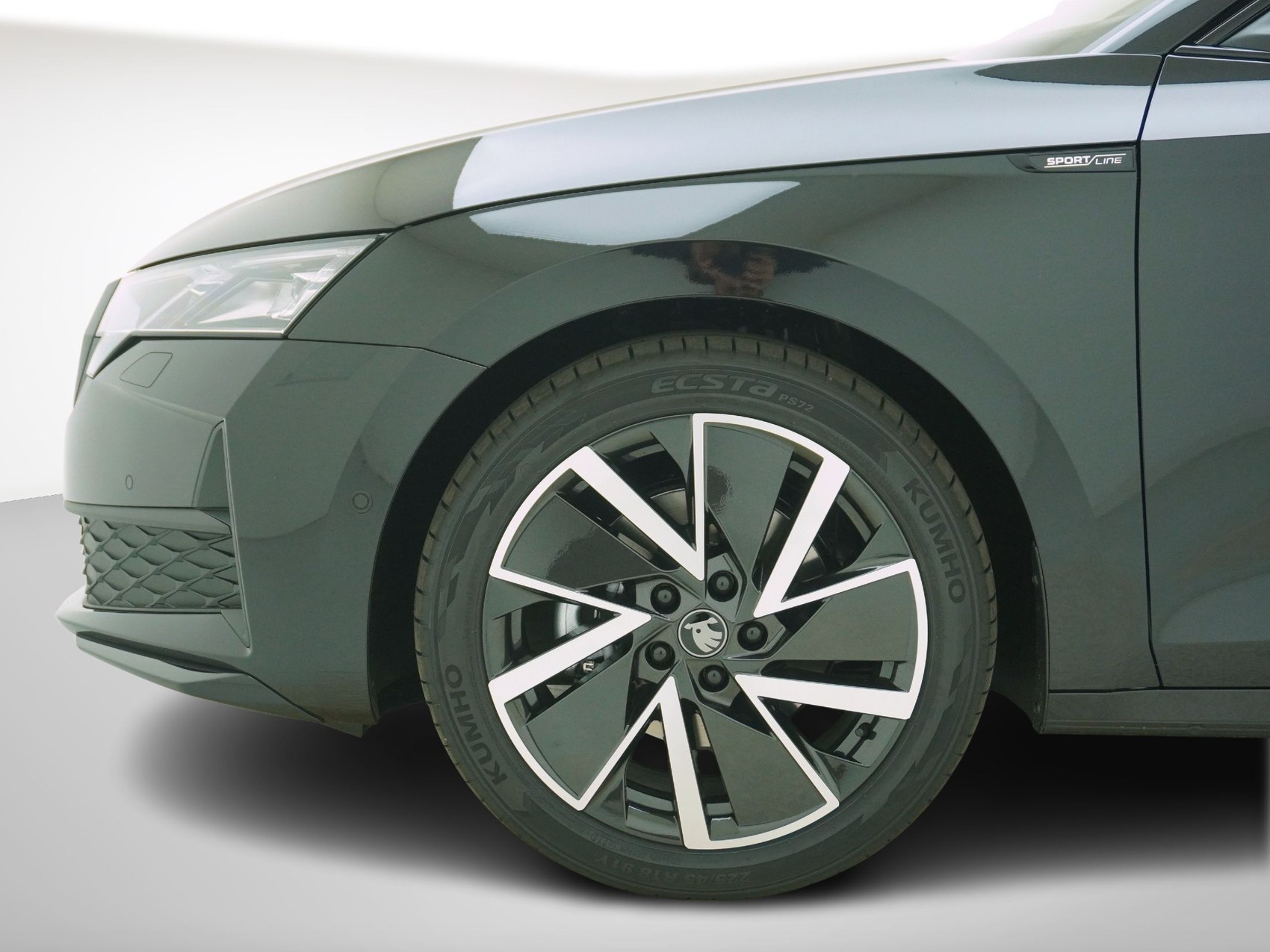 SKODA Octavia 2.0 TSI SportLine 4x4 DSG-image-9