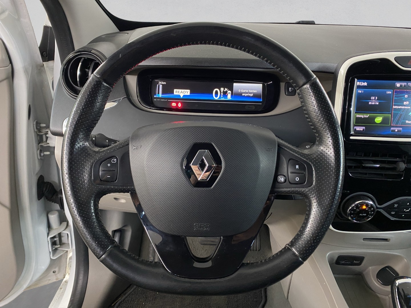 RENAULT Zoe Intens R240 (Batterie Miete)-image-8
