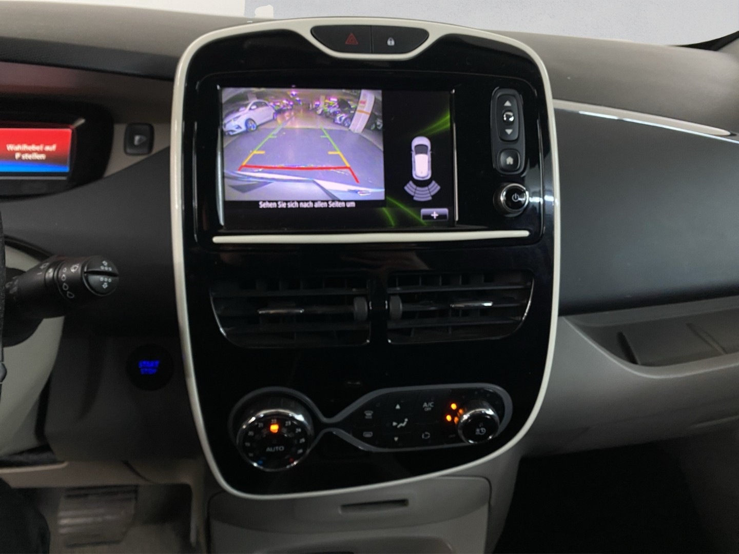 RENAULT Zoe Intens R240 (Batterie Miete)-image-12