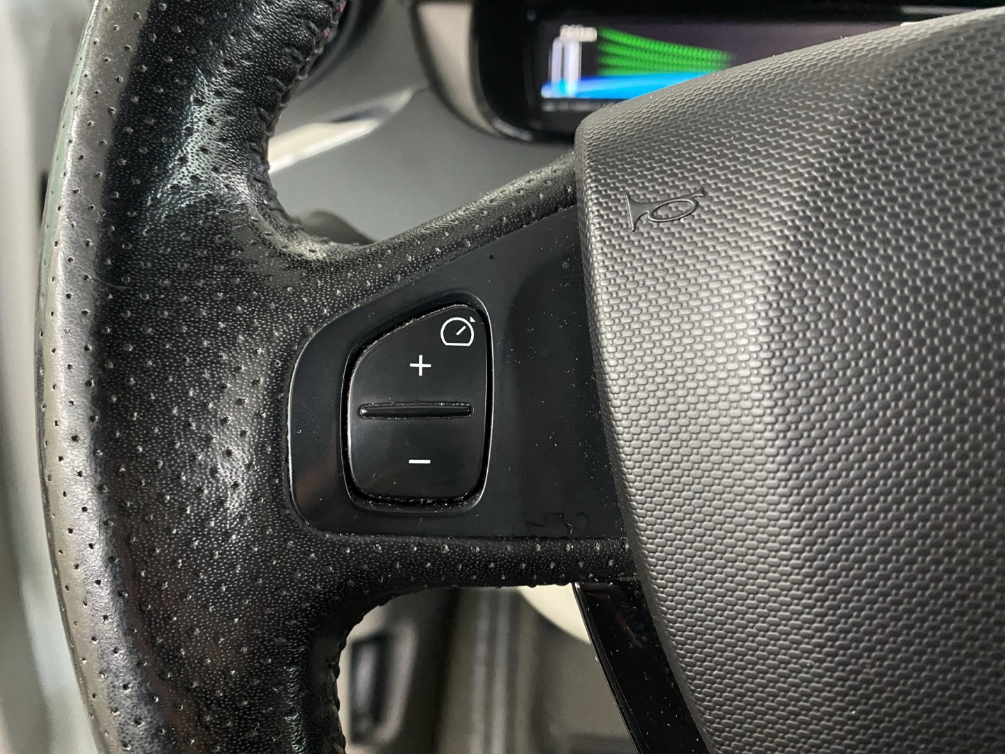 RENAULT Zoe Intens R240 (Batterie Miete)-image-10