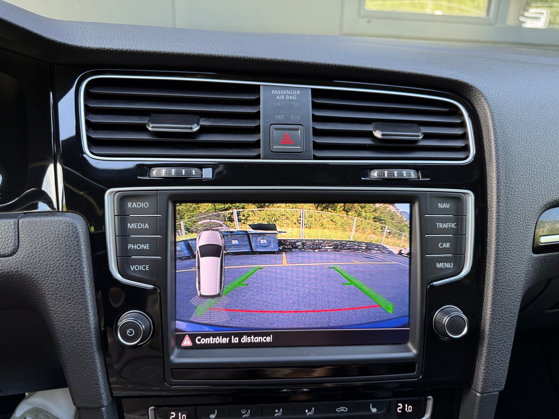 VW Golf Variant 2.0 TSI R 4 Motion DSG-image-7