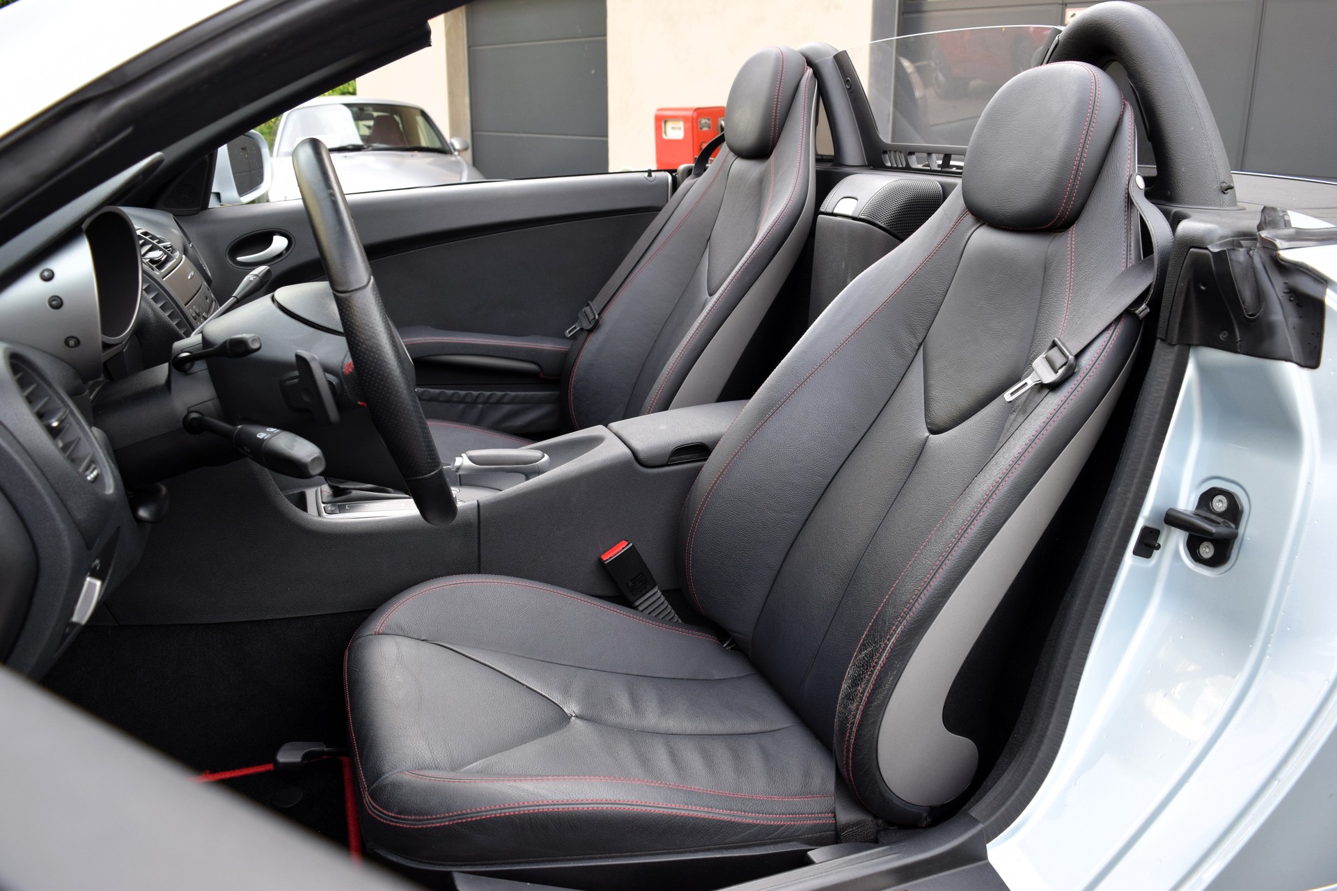 MERCEDES-BENZ SLK 300 (280) AMG Line 7G-Tronic-image-4