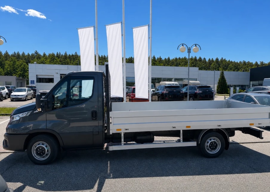IVECO Daily 35 S 18H A8 Pritsche-image-1